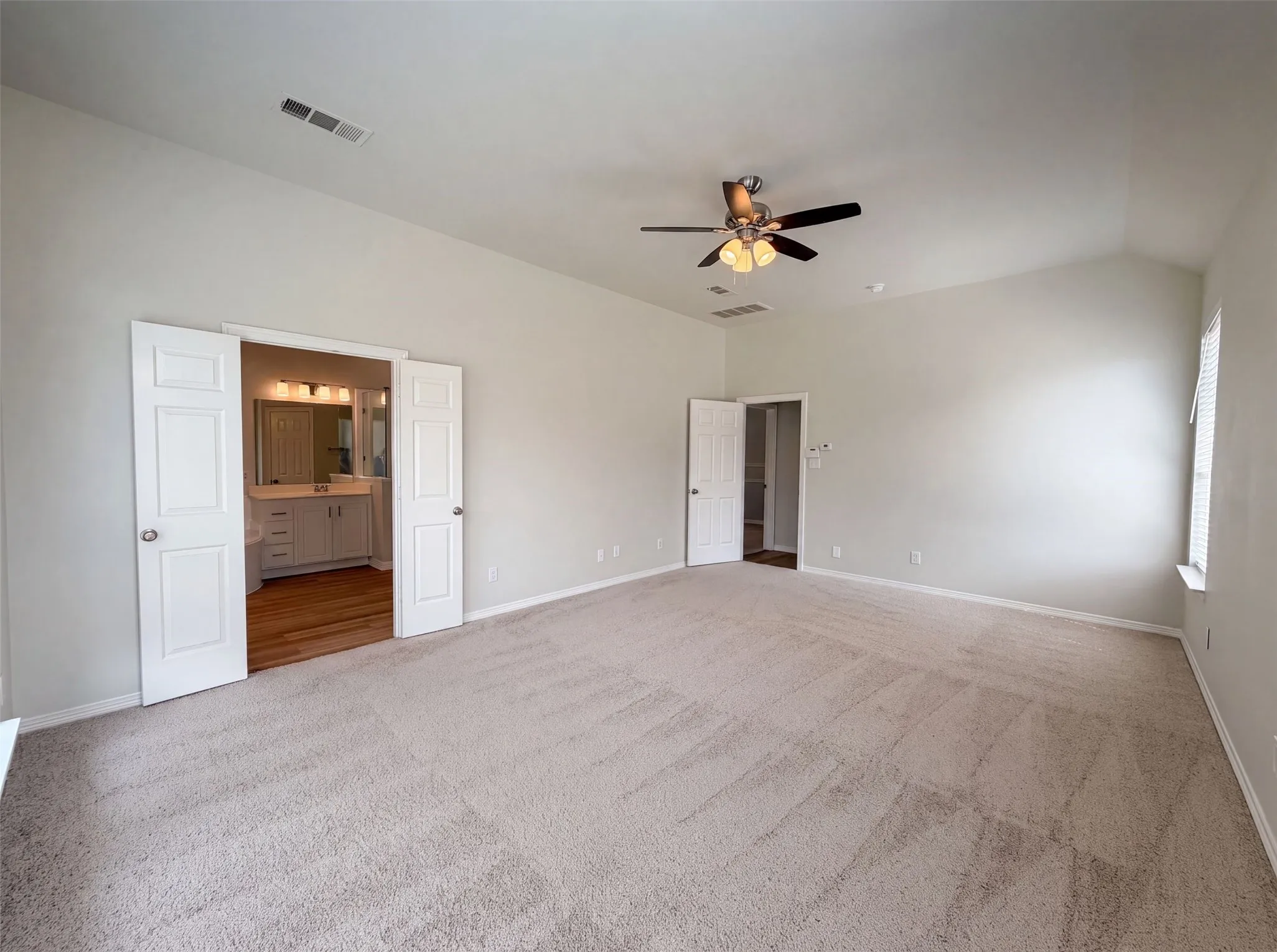 Single Family Residence For Sale in Denton County , 1221 Old Oak Trail, Flower Mound, Texas 75028, 4 Bedroom, 3 Bathroom, 2 Garage spaces, 2,630 Sqft, built in 1999, mls#21352669, Real Estate Agent in Flower Mound, Homes For Sale in Denton county, Homes For Sale in Flower Mound, Realtor in Flower Mound Texas, Real Estate Brokerage Independent Realty Texas, Luminita Cordes Realtor