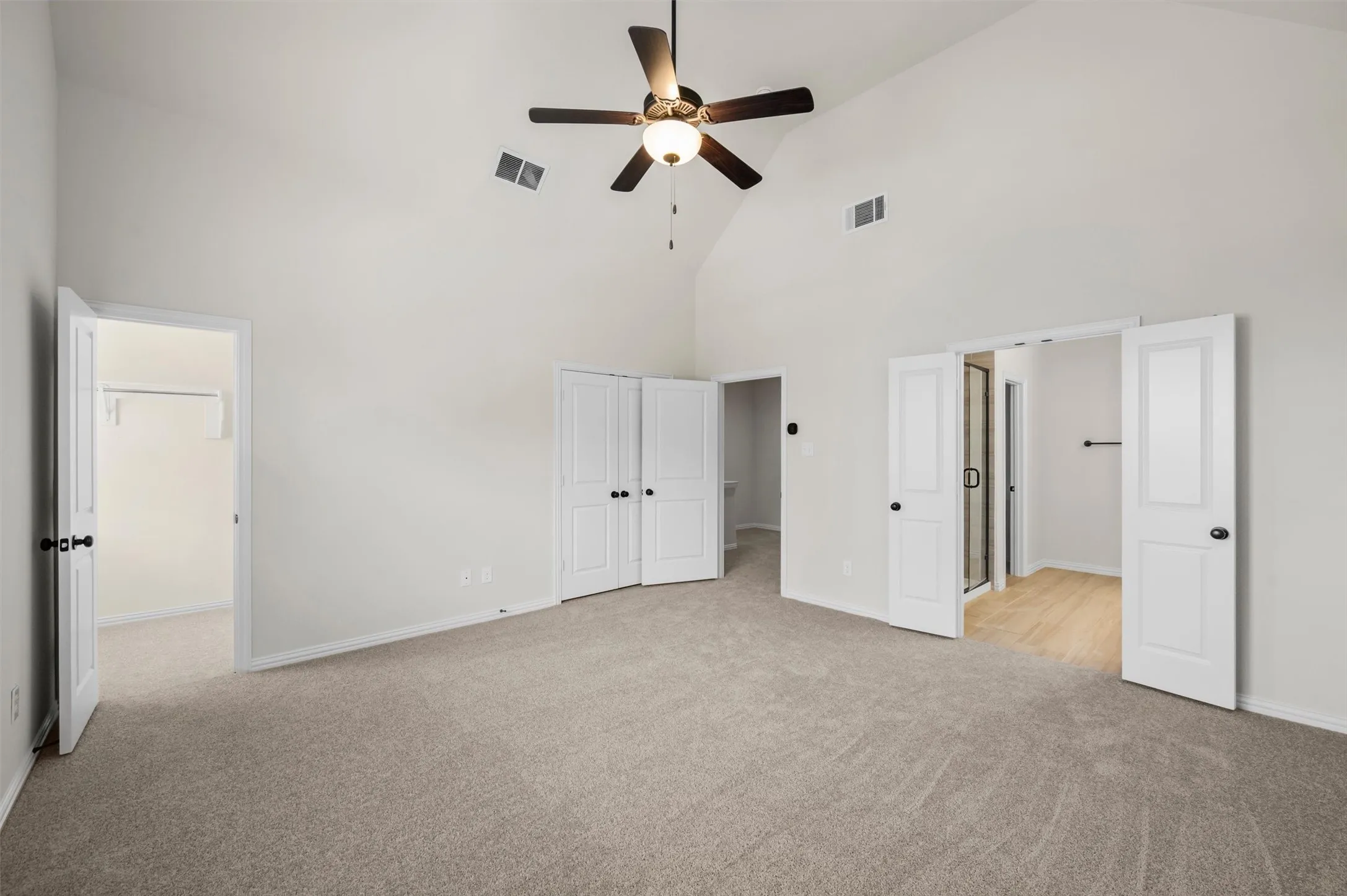 Townhouse For Sale in Tarrant County , 4277 Snow Goose Trail, Arlington, Texas 76005, 3 Bedroom, 3 Bathroom, 2 Garage spaces, 1,690 Sqft, built in 2018, mls#21350213, Real Estate Agent in Arlington, Homes For Sale in Tarrant county, Homes For Sale in Arlington, Realtor in Arlington Texas, Real Estate Brokerage Independent Realty Texas, Luminita Cordes Realtor