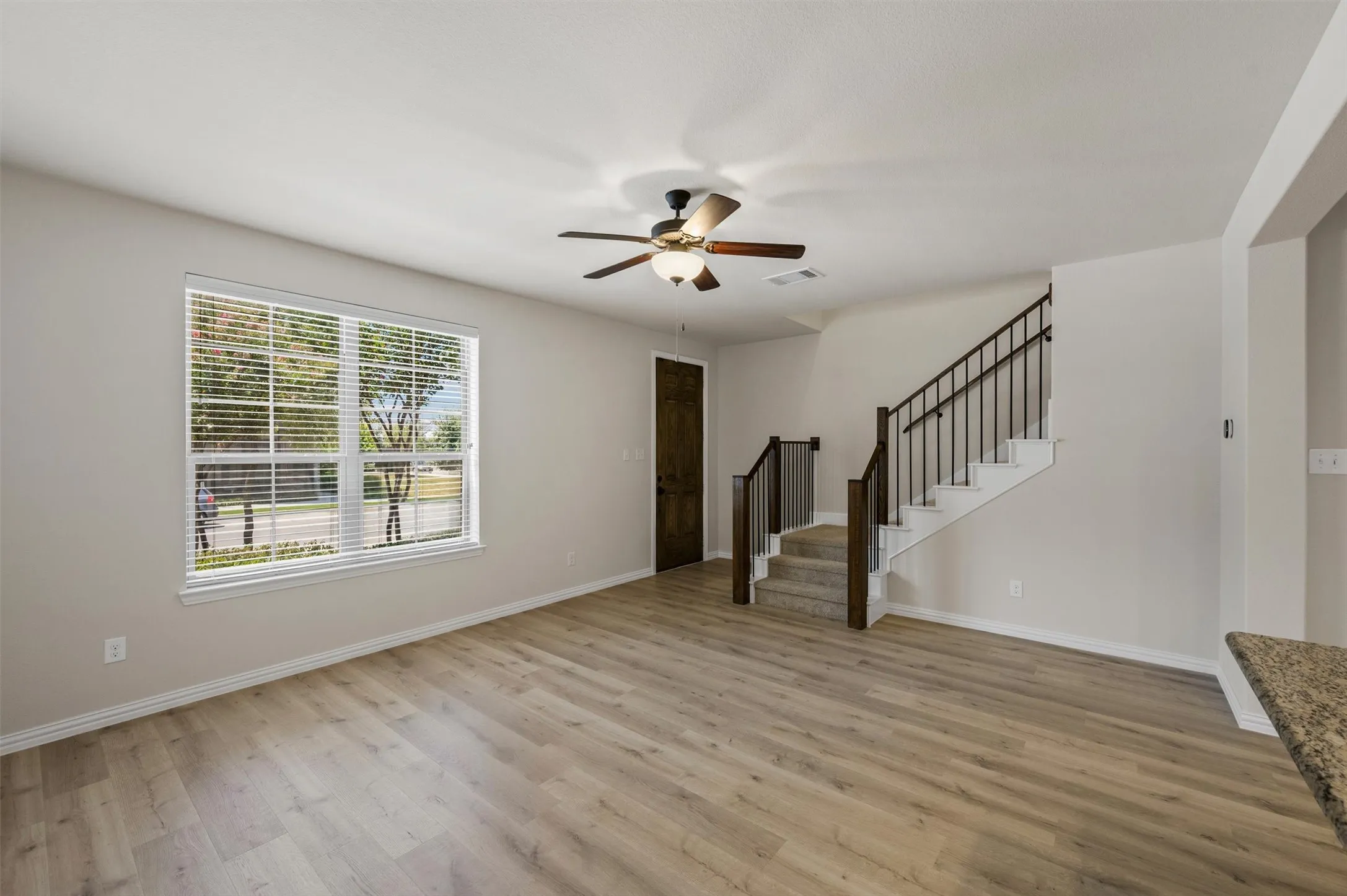 Townhouse For Sale in Tarrant County , 4277 Snow Goose Trail, Arlington, Texas 76005, 3 Bedroom, 3 Bathroom, 2 Garage spaces, 1,690 Sqft, built in 2018, mls#21350213, Real Estate Agent in Arlington, Homes For Sale in Tarrant county, Homes For Sale in Arlington, Realtor in Arlington Texas, Real Estate Brokerage Independent Realty Texas, Luminita Cordes Realtor