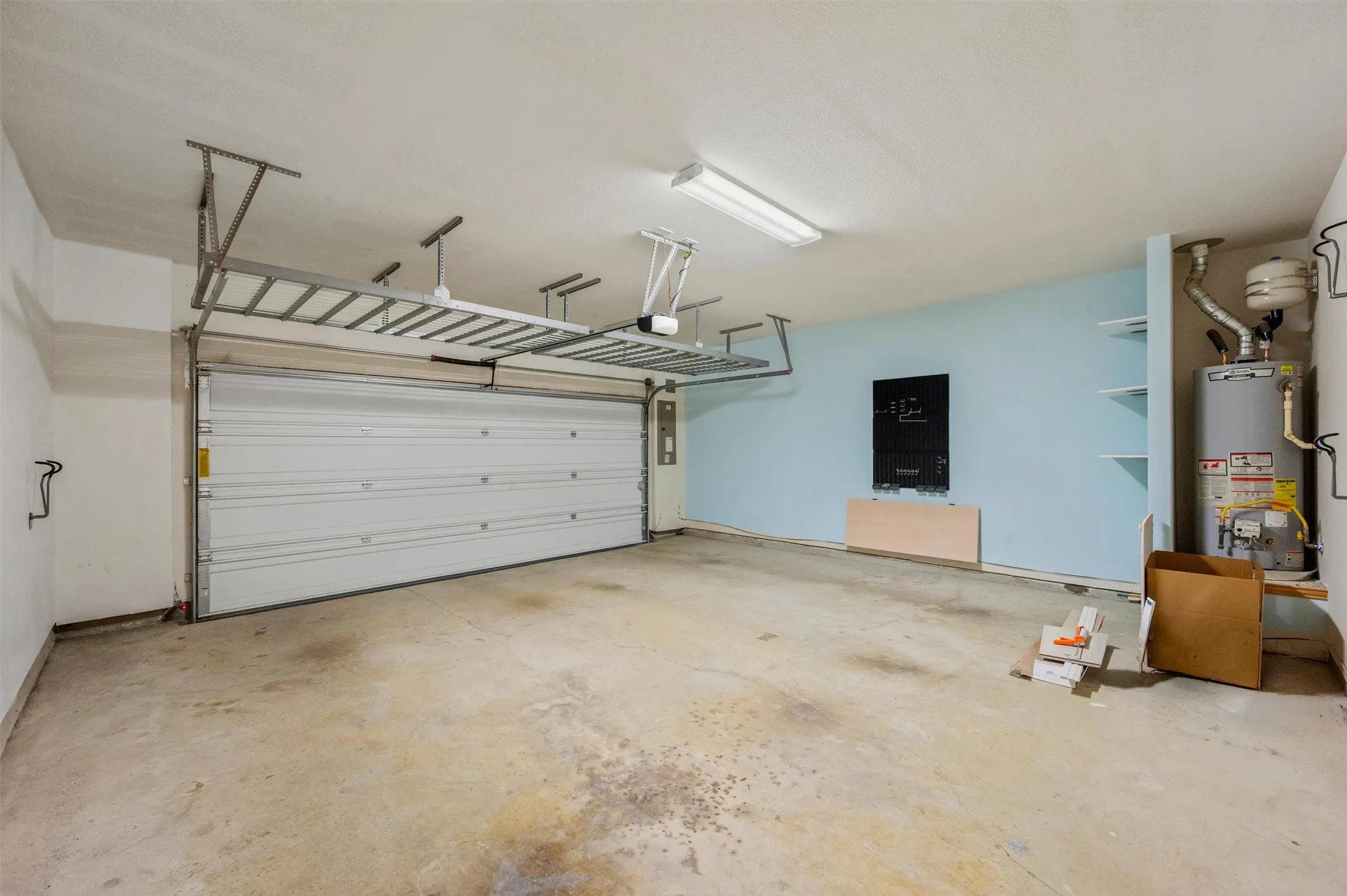 Townhouse For Sale in Tarrant County , 4277 Snow Goose Trail, Arlington, Texas 76005, 3 Bedroom, 3 Bathroom, 2 Garage spaces, 1,690 Sqft, built in 2018, mls#21350213, Real Estate Agent in Arlington, Homes For Sale in Tarrant county, Homes For Sale in Arlington, Realtor in Arlington Texas, Real Estate Brokerage Independent Realty Texas, Luminita Cordes Realtor