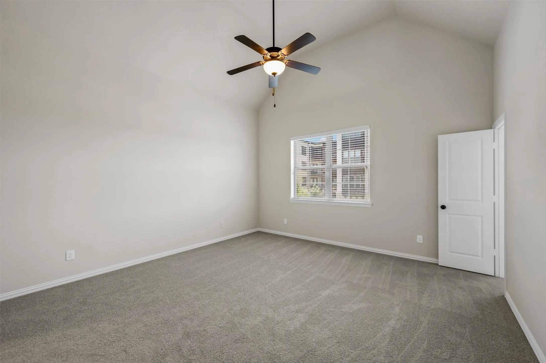 Townhouse For Sale in Tarrant County , 4277 Snow Goose Trail, Arlington, Texas 76005, 3 Bedroom, 3 Bathroom, 2 Garage spaces, 1,690 Sqft, built in 2018, mls#21350213, Real Estate Agent in Arlington, Homes For Sale in Tarrant county, Homes For Sale in Arlington, Realtor in Arlington Texas, Real Estate Brokerage Independent Realty Texas, Luminita Cordes Realtor
