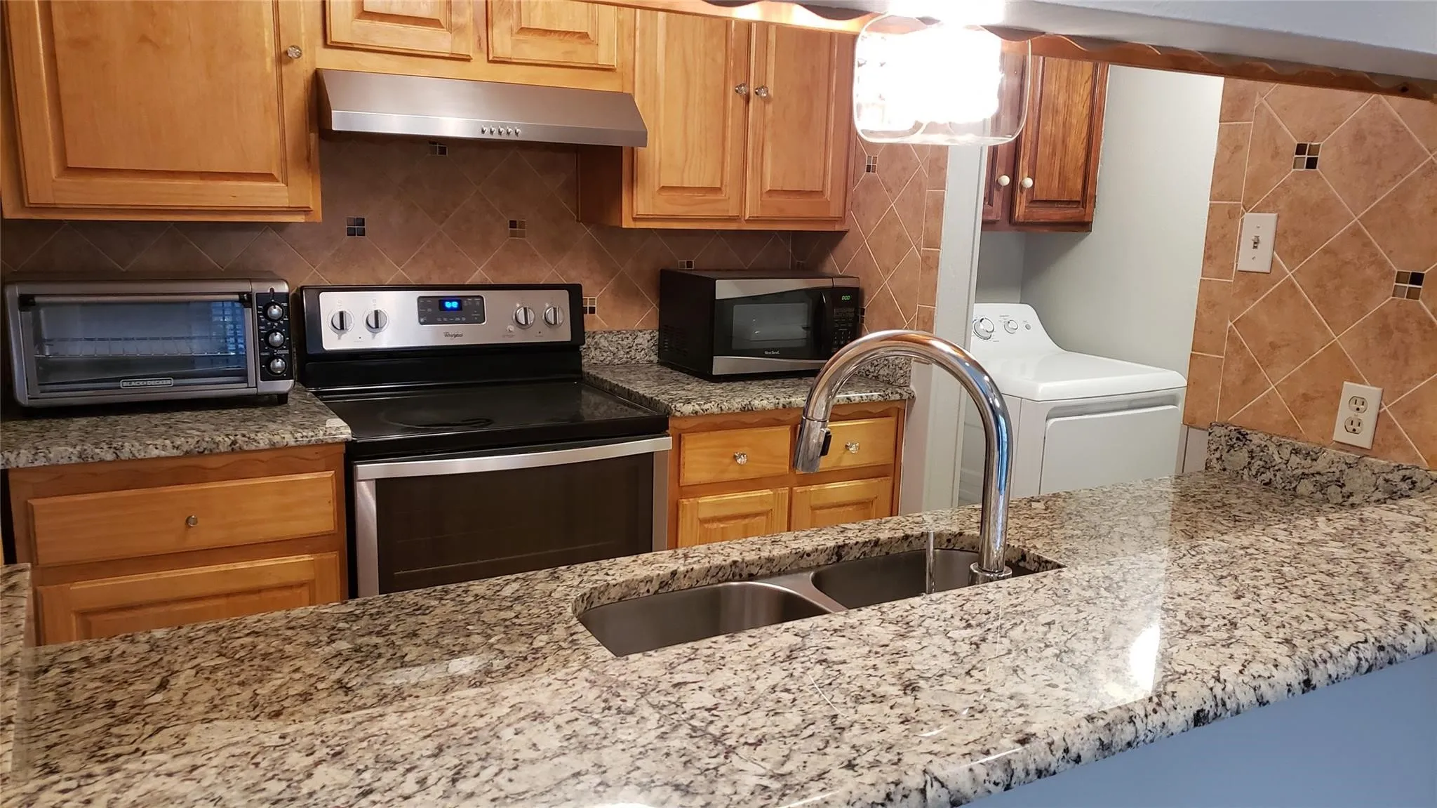 Condominium For Rent in Dallas County , 11311 Audelia Road 175, Dallas, Texas 75243, 2 Bedroom, 3 Bathroom, Garage spaces, 1,054 Sqft, built in 1981, mls#21348293, Real Estate Agent in Dallas, Homes For Rent in Dallas county, Homes For Rent in Dallas, Realtor in Dallas Texas, Real Estate Brokerage Independent Realty Texas, Luminita Cordes Realtor