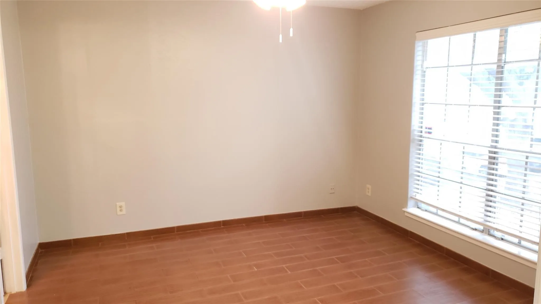 Condominium For Rent in Dallas County , 11311 Audelia Road 175, Dallas, Texas 75243, 2 Bedroom, 3 Bathroom, Garage spaces, 1,054 Sqft, built in 1981, mls#21348293, Real Estate Agent in Dallas, Homes For Rent in Dallas county, Homes For Rent in Dallas, Realtor in Dallas Texas, Real Estate Brokerage Independent Realty Texas, Luminita Cordes Realtor