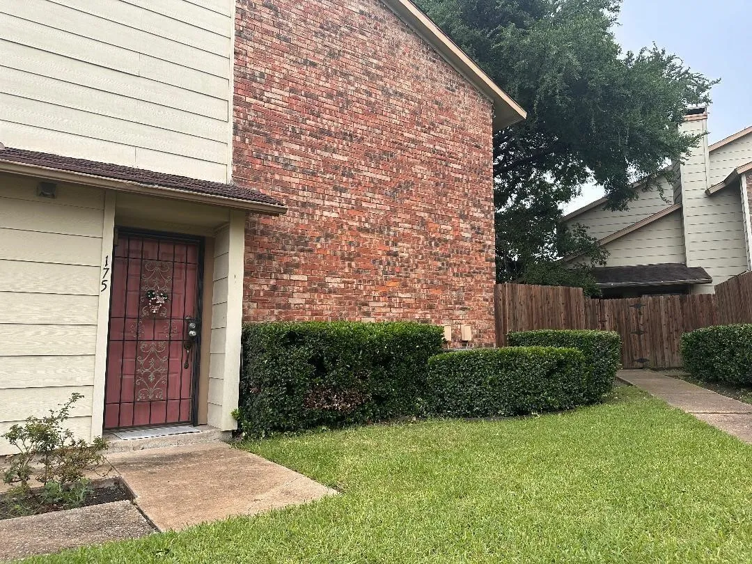 Condominium For Rent in Dallas County , 11311 Audelia Road 175, Dallas, Texas 75243, 2 Bedroom, 3 Bathroom, Garage spaces, 1,054 Sqft, built in 1981, mls#21348293, Real Estate Agent in Dallas, Homes For Rent in Dallas county, Homes For Rent in Dallas, Realtor in Dallas Texas, Real Estate Brokerage Independent Realty Texas, Luminita Cordes Realtor