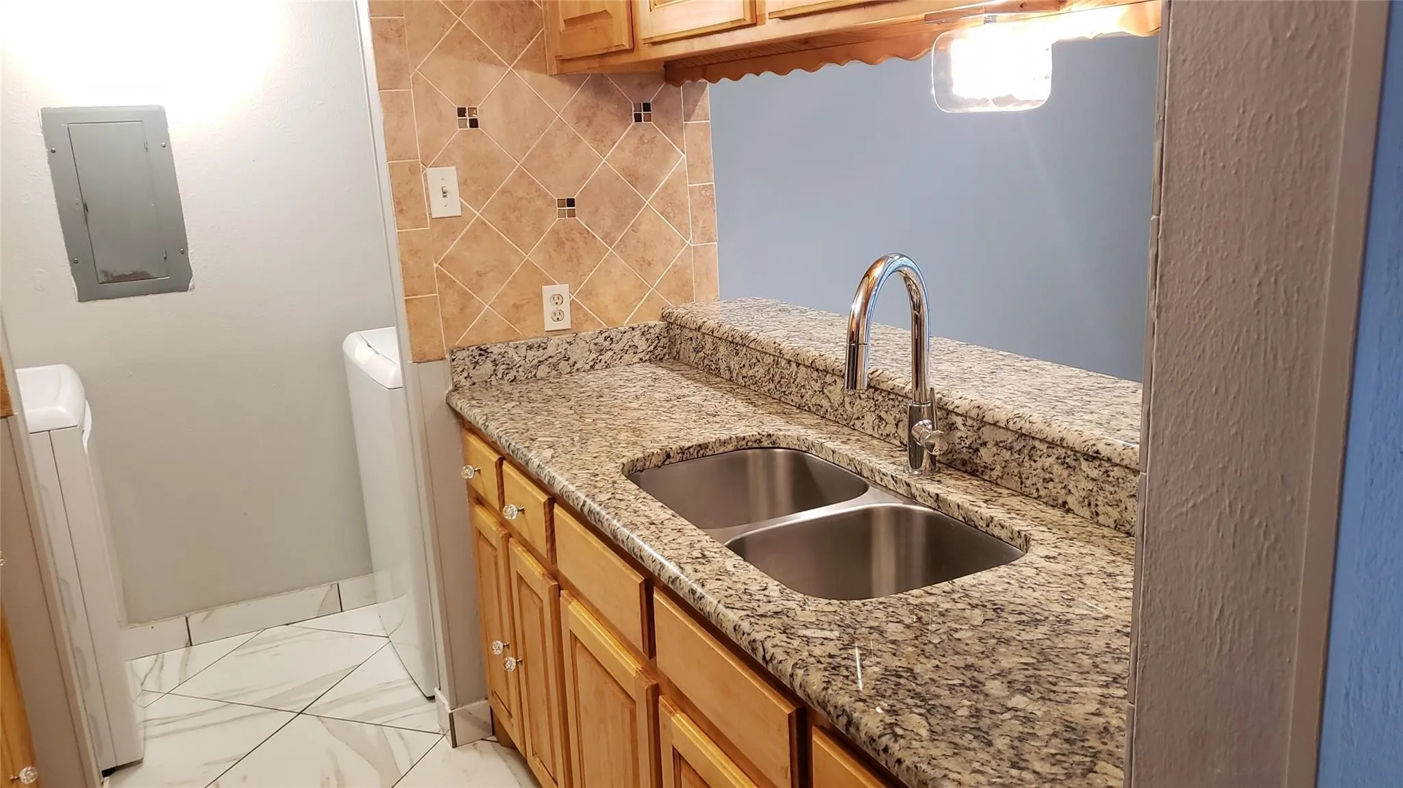 Condominium For Rent in Dallas County , 11311 Audelia Road 175, Dallas, Texas 75243, 2 Bedroom, 3 Bathroom, Garage spaces, 1,054 Sqft, built in 1981, mls#21348293, Real Estate Agent in Dallas, Homes For Rent in Dallas county, Homes For Rent in Dallas, Realtor in Dallas Texas, Real Estate Brokerage Independent Realty Texas, Luminita Cordes Realtor