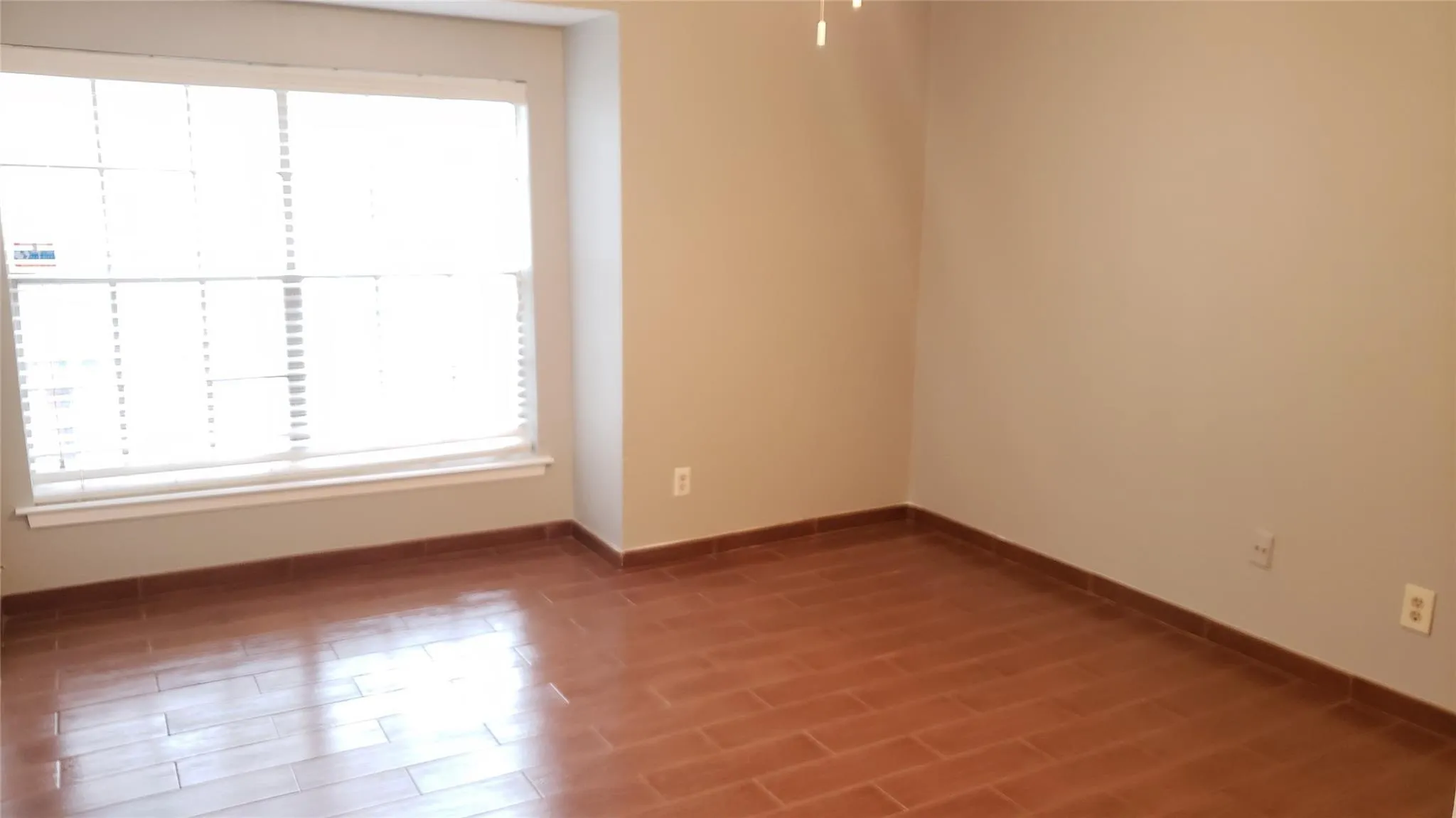 Condominium For Rent in Dallas County , 11311 Audelia Road 175, Dallas, Texas 75243, 2 Bedroom, 3 Bathroom, Garage spaces, 1,054 Sqft, built in 1981, mls#21348293, Real Estate Agent in Dallas, Homes For Rent in Dallas county, Homes For Rent in Dallas, Realtor in Dallas Texas, Real Estate Brokerage Independent Realty Texas, Luminita Cordes Realtor