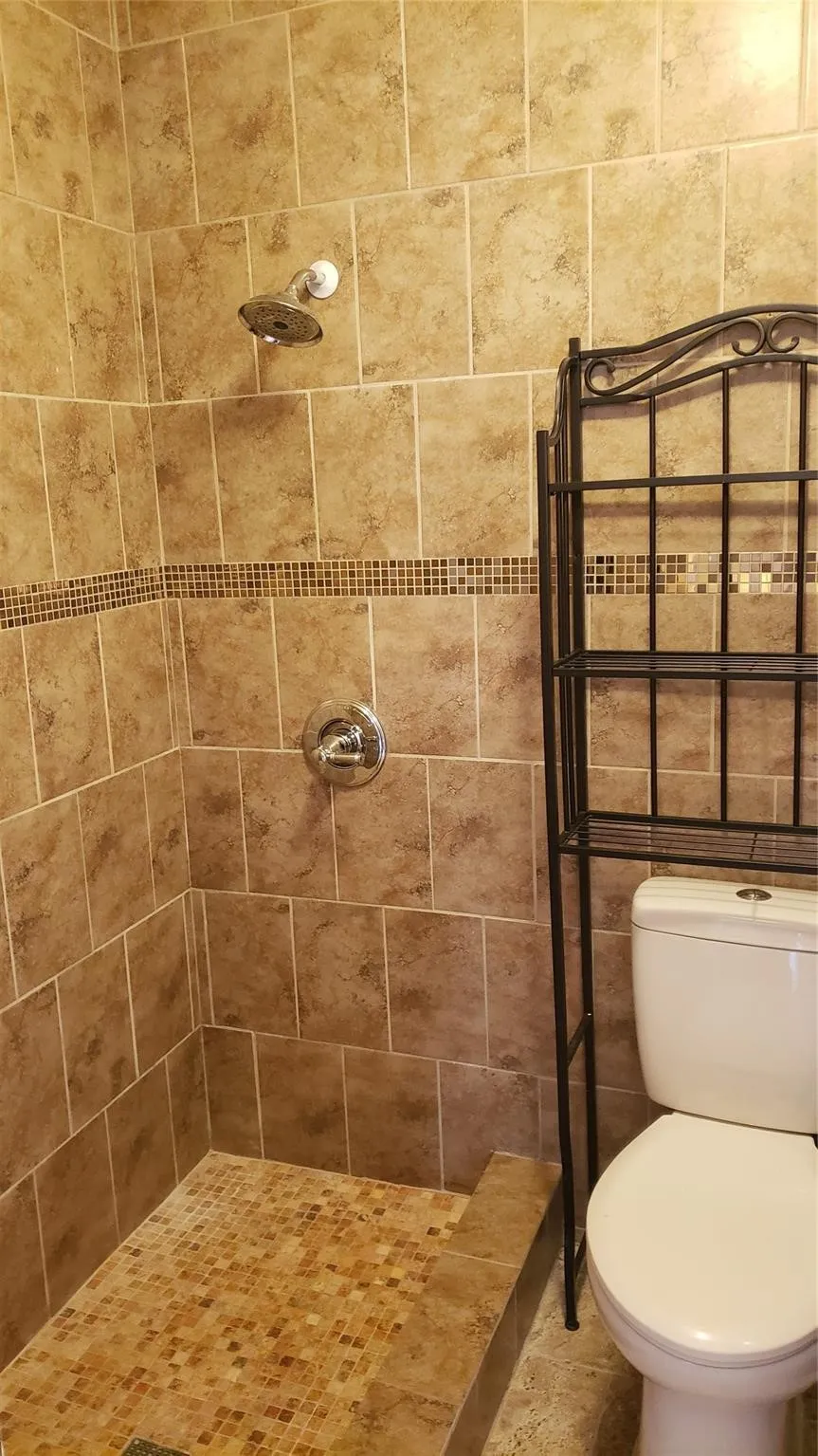 Condominium For Rent in Dallas County , 11311 Audelia Road 175, Dallas, Texas 75243, 2 Bedroom, 3 Bathroom, Garage spaces, 1,054 Sqft, built in 1981, mls#21348293, Real Estate Agent in Dallas, Homes For Rent in Dallas county, Homes For Rent in Dallas, Realtor in Dallas Texas, Real Estate Brokerage Independent Realty Texas, Luminita Cordes Realtor