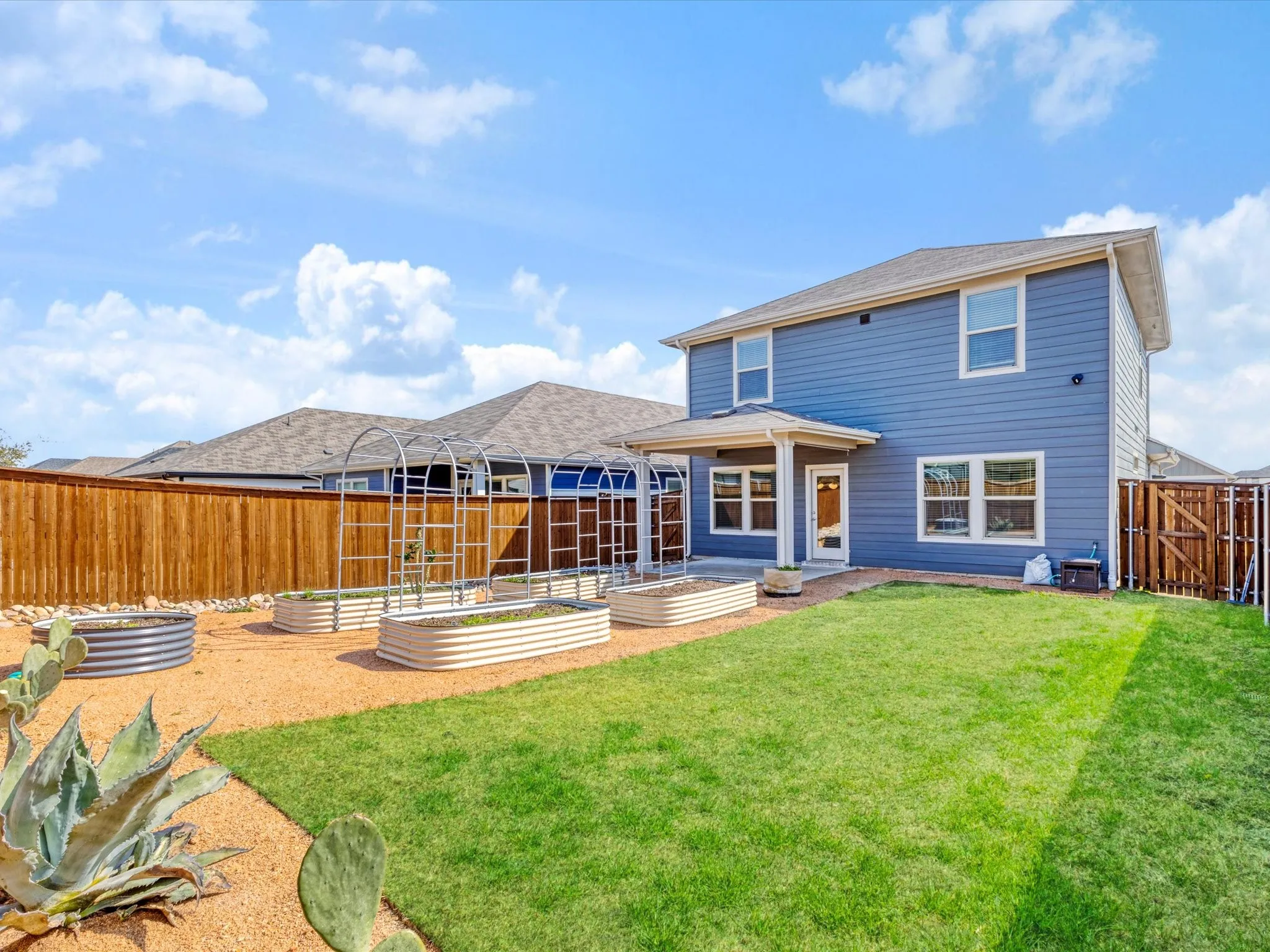 Single Family Residence For Rent in Collin County , 3912 Murvaul Drive, Farmersville, Texas 75442, 4 Bedroom, 3 Bathroom, 2 Garage spaces, 1,979 Sqft, built in 2024, mls#21352683, Real Estate Agent in Farmersville, Homes For Rent in Collin county, Homes For Rent in Farmersville, Realtor in Farmersville Texas, Real Estate Brokerage Independent Realty Texas, Luminita Cordes Realtor