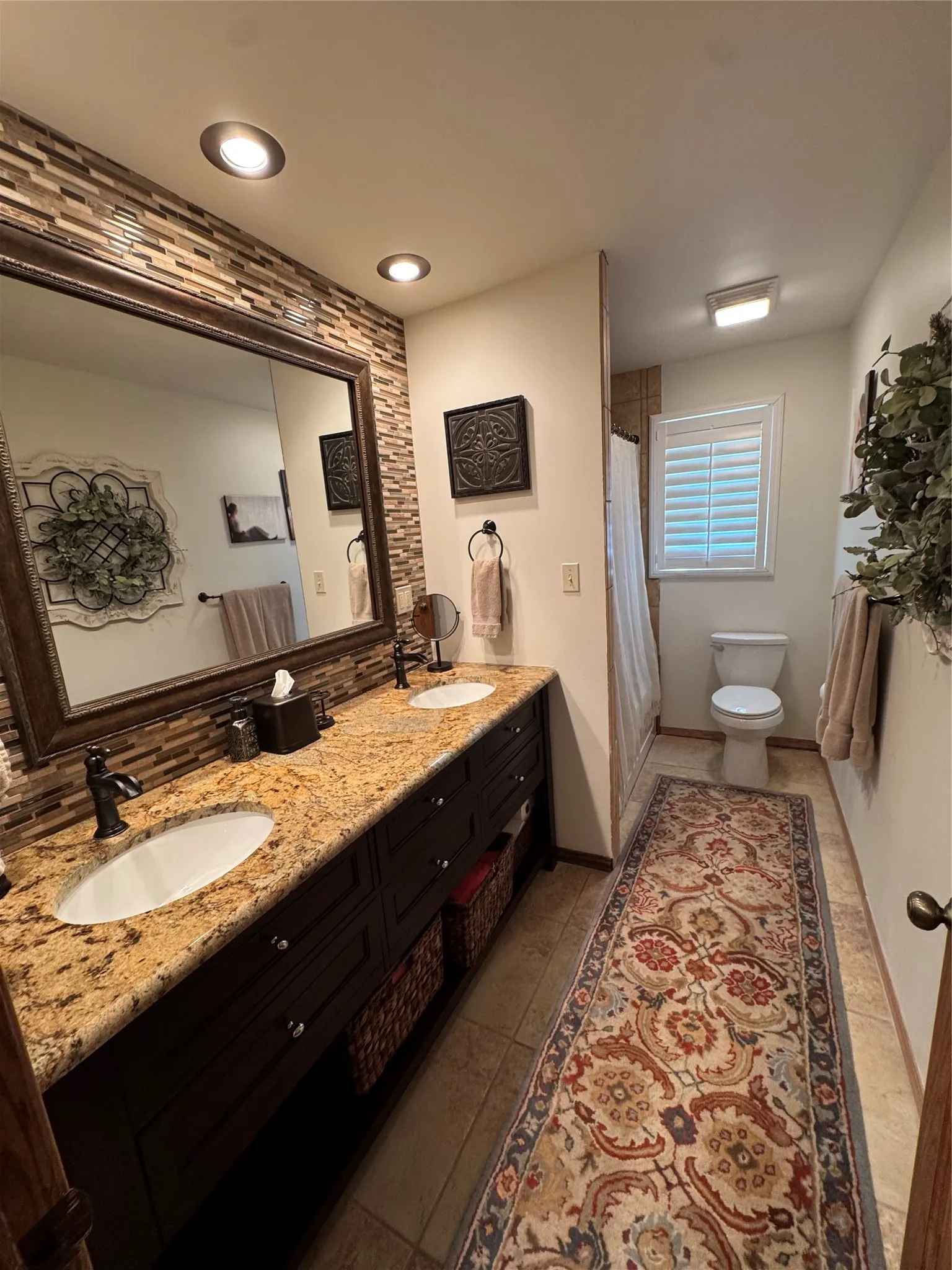 Single Family Residence For Sale in Hardeman County , 605 W 9th Street, Quanah, Texas 79252, 3 Bedroom, 3 Bathroom, 2 Garage spaces, 2,150 Sqft, built in 1965, mls#21352693, Real Estate Agent in Quanah, Homes For Sale in Hardeman county, Homes For Sale in Quanah, Realtor in Quanah Texas, Real Estate Brokerage Independent Realty Texas, Luminita Cordes Realtor