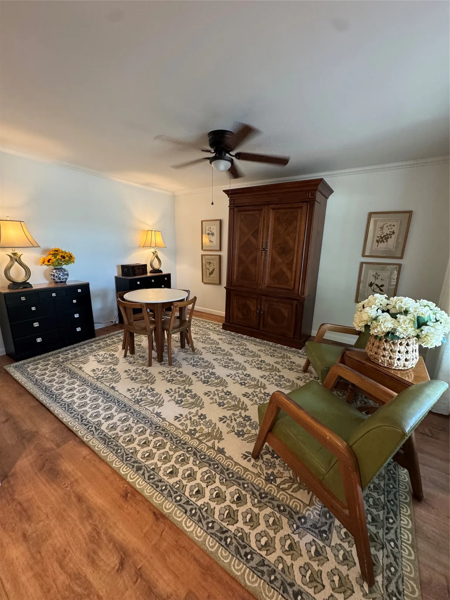 Single Family Residence For Sale in Hardeman County , 605 W 9th Street, Quanah, Texas 79252, 3 Bedroom, 3 Bathroom, 2 Garage spaces, 2,150 Sqft, built in 1965, mls#21352693, Real Estate Agent in Quanah, Homes For Sale in Hardeman county, Homes For Sale in Quanah, Realtor in Quanah Texas, Real Estate Brokerage Independent Realty Texas, Luminita Cordes Realtor