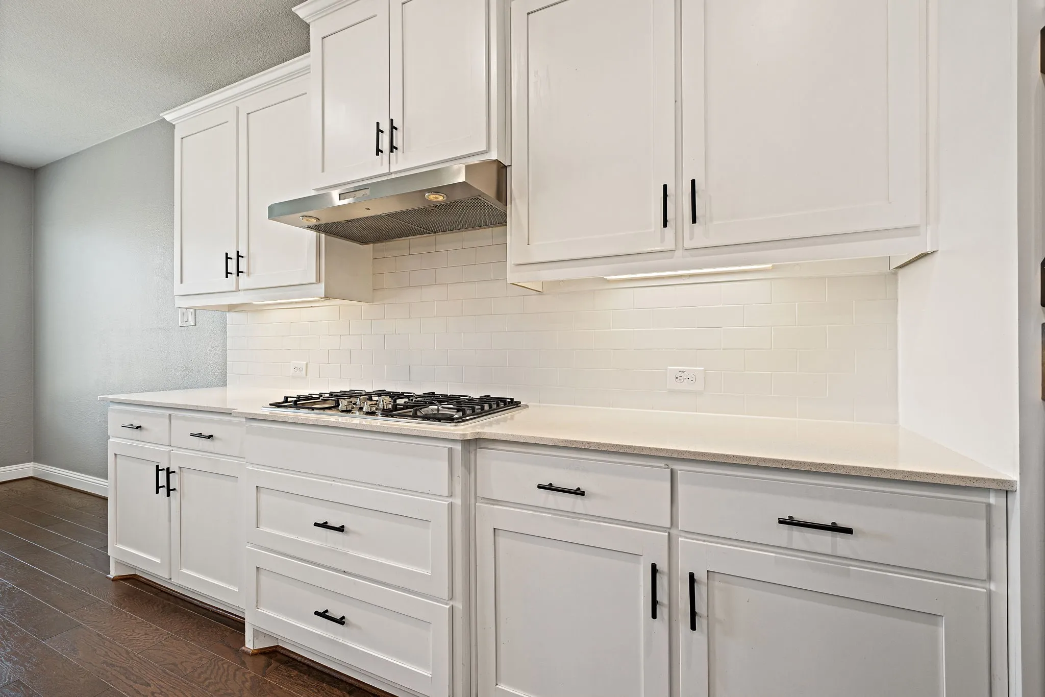 Single Family Residence For Sale in Tarrant County , 1484 Primrose Place, Haslet, Texas 76052, 5 Bedroom, 6 Bathroom, 2 Garage spaces, 3,863 Sqft, built in 2019, mls#21352699, Real Estate Agent in Haslet, Homes For Sale in Tarrant county, Homes For Sale in Haslet, Realtor in Haslet Texas, Real Estate Brokerage Independent Realty Texas, Luminita Cordes Realtor