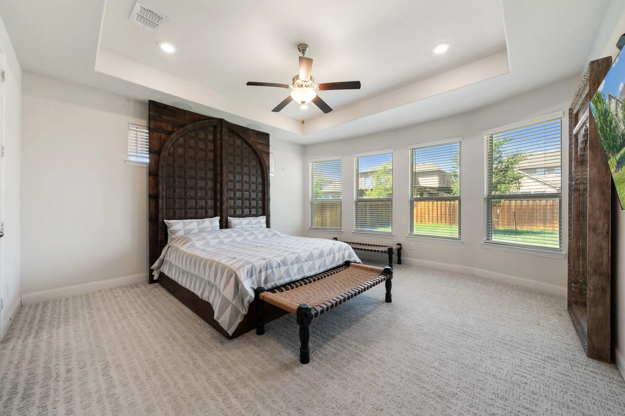 Single Family Residence For Sale in Tarrant County , 1484 Primrose Place, Haslet, Texas 76052, 5 Bedroom, 6 Bathroom, 2 Garage spaces, 3,863 Sqft, built in 2019, mls#21352699, Real Estate Agent in Haslet, Homes For Sale in Tarrant county, Homes For Sale in Haslet, Realtor in Haslet Texas, Real Estate Brokerage Independent Realty Texas, Luminita Cordes Realtor