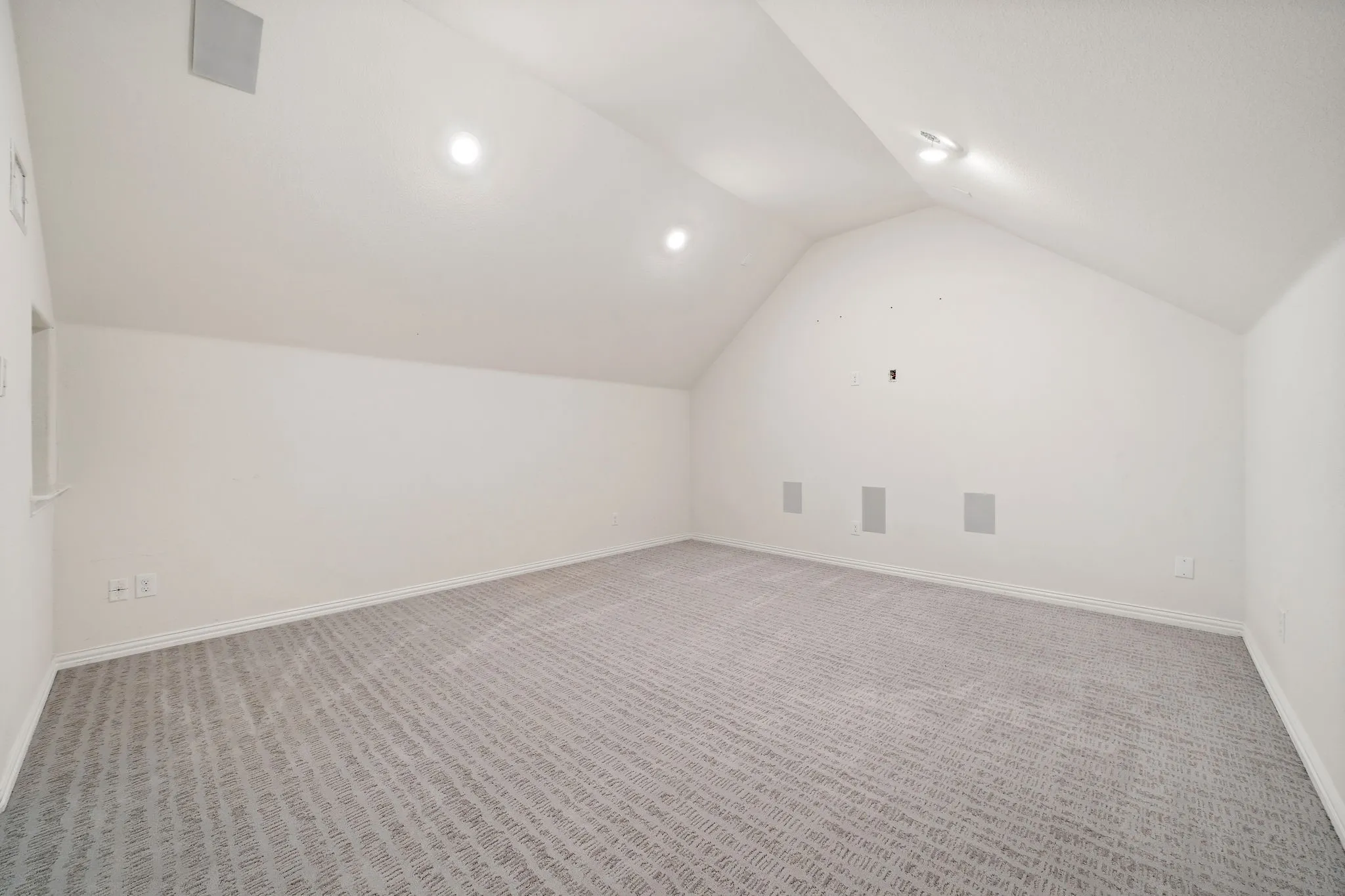 Single Family Residence For Sale in Tarrant County , 1484 Primrose Place, Haslet, Texas 76052, 5 Bedroom, 6 Bathroom, 2 Garage spaces, 3,863 Sqft, built in 2019, mls#21352699, Real Estate Agent in Haslet, Homes For Sale in Tarrant county, Homes For Sale in Haslet, Realtor in Haslet Texas, Real Estate Brokerage Independent Realty Texas, Luminita Cordes Realtor