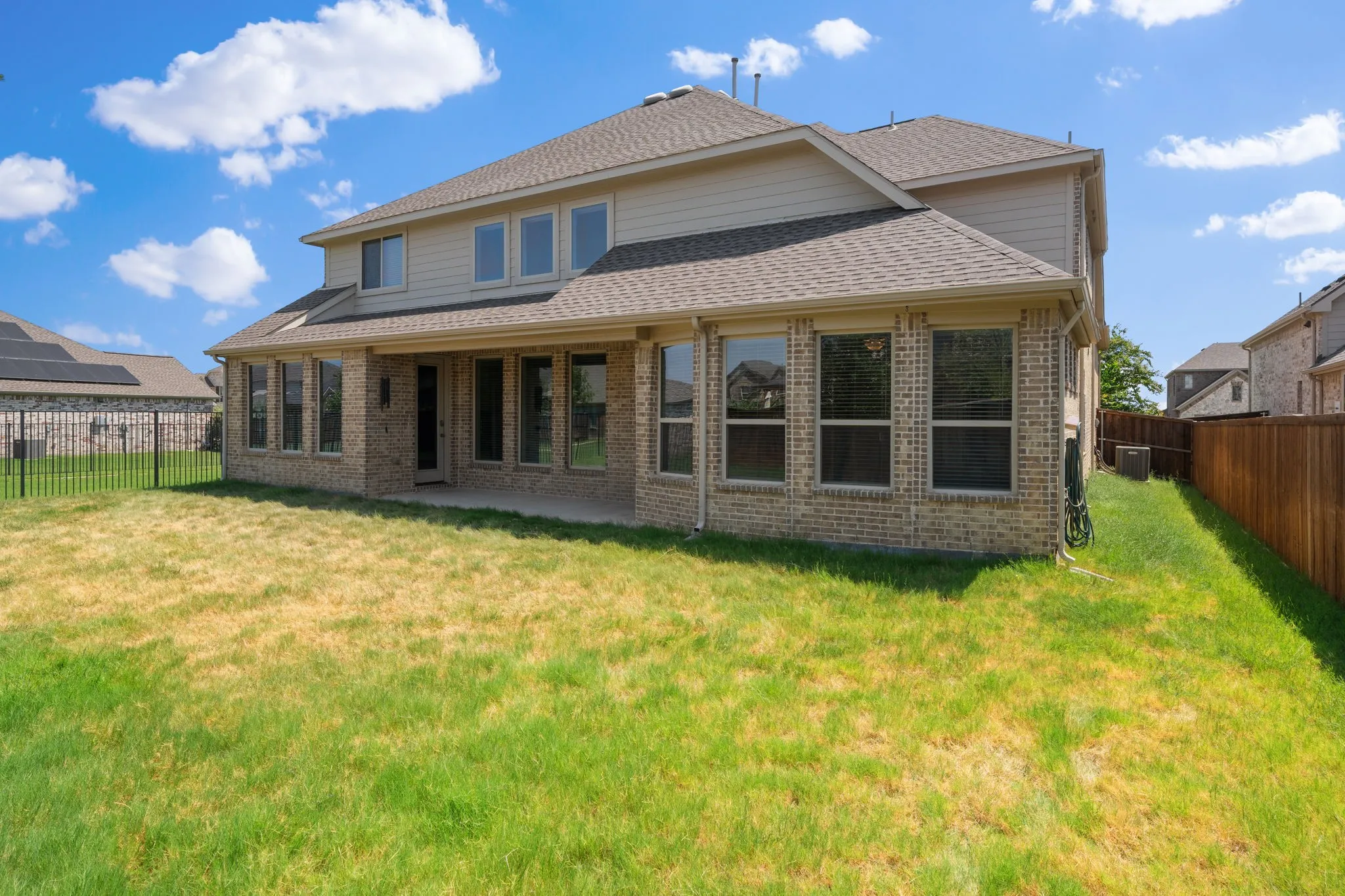 Single Family Residence For Sale in Tarrant County , 1484 Primrose Place, Haslet, Texas 76052, 5 Bedroom, 6 Bathroom, 2 Garage spaces, 3,863 Sqft, built in 2019, mls#21352699, Real Estate Agent in Haslet, Homes For Sale in Tarrant county, Homes For Sale in Haslet, Realtor in Haslet Texas, Real Estate Brokerage Independent Realty Texas, Luminita Cordes Realtor