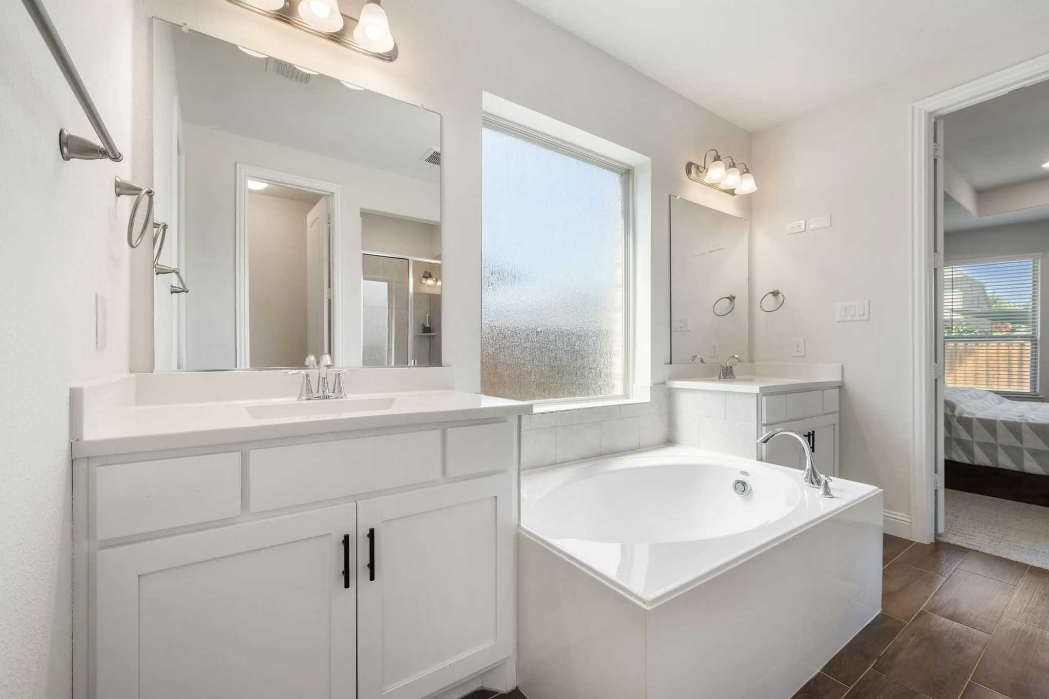 Single Family Residence For Sale in Tarrant County , 1484 Primrose Place, Haslet, Texas 76052, 5 Bedroom, 6 Bathroom, 2 Garage spaces, 3,863 Sqft, built in 2019, mls#21352699, Real Estate Agent in Haslet, Homes For Sale in Tarrant county, Homes For Sale in Haslet, Realtor in Haslet Texas, Real Estate Brokerage Independent Realty Texas, Luminita Cordes Realtor