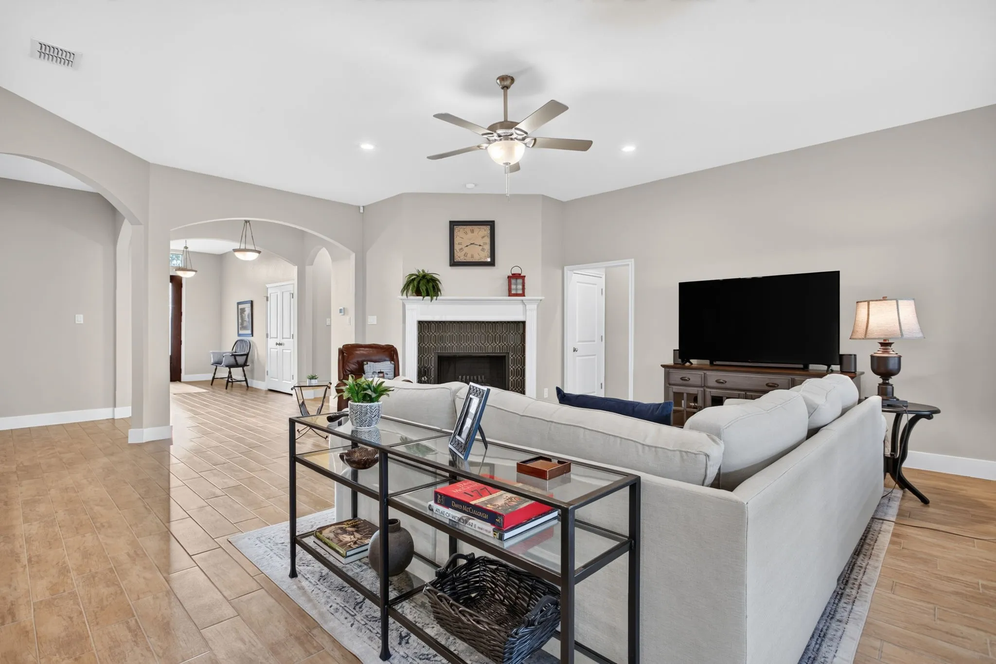 Large living room with gas fireplace