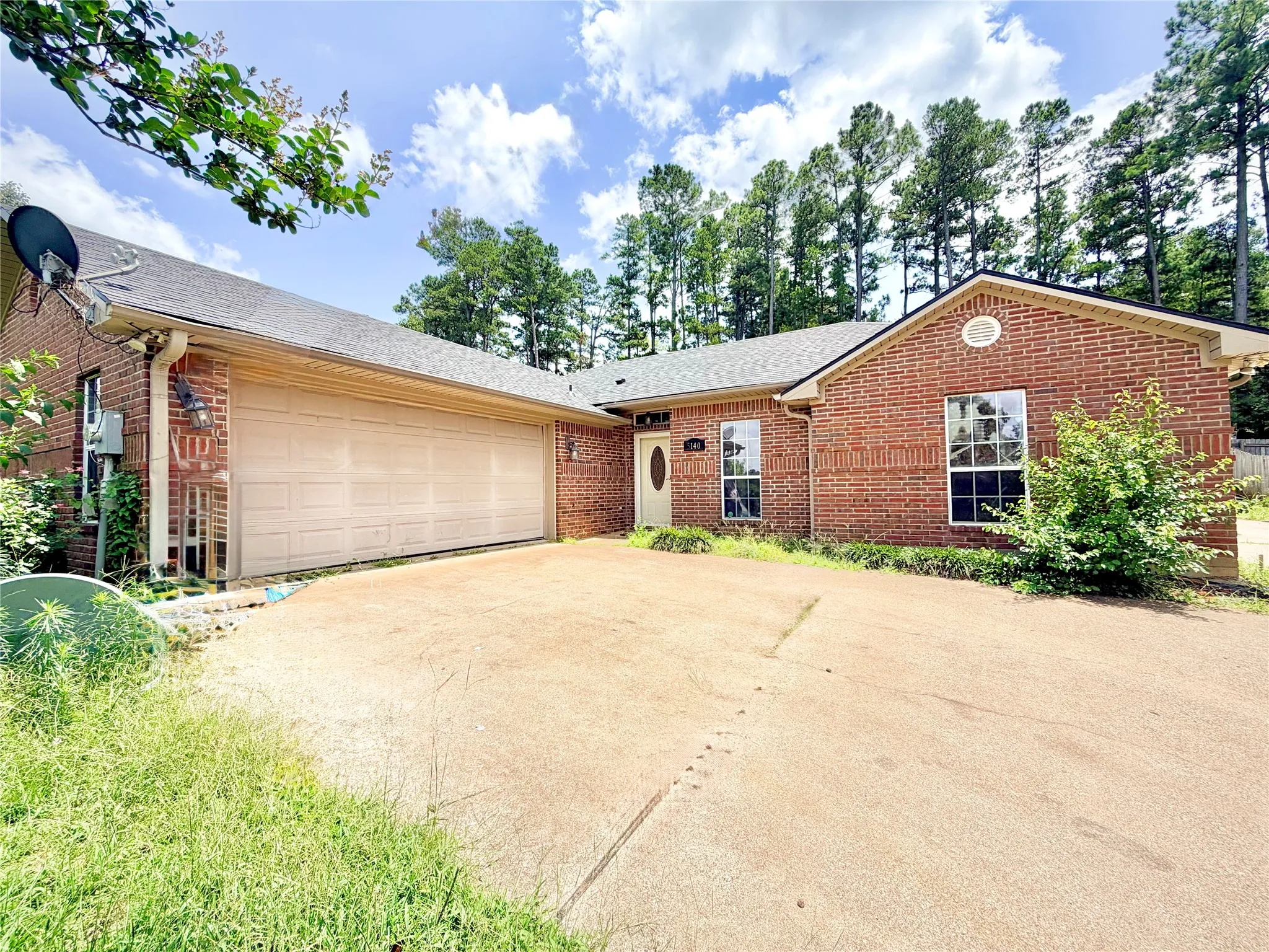 Single Family Residence For Sale in Smith County , 5140 Fm 346 E, Tyler, Texas 75703, 4 Bedroom, 2 Bathroom, 2 Garage spaces, 1,557 Sqft, built in 2008, mls#21352706, Real Estate Agent in Tyler, Homes For Sale in Smith county, Homes For Sale in Tyler, Realtor in Tyler Texas, Real Estate Brokerage Independent Realty Texas, Luminita Cordes Realtor