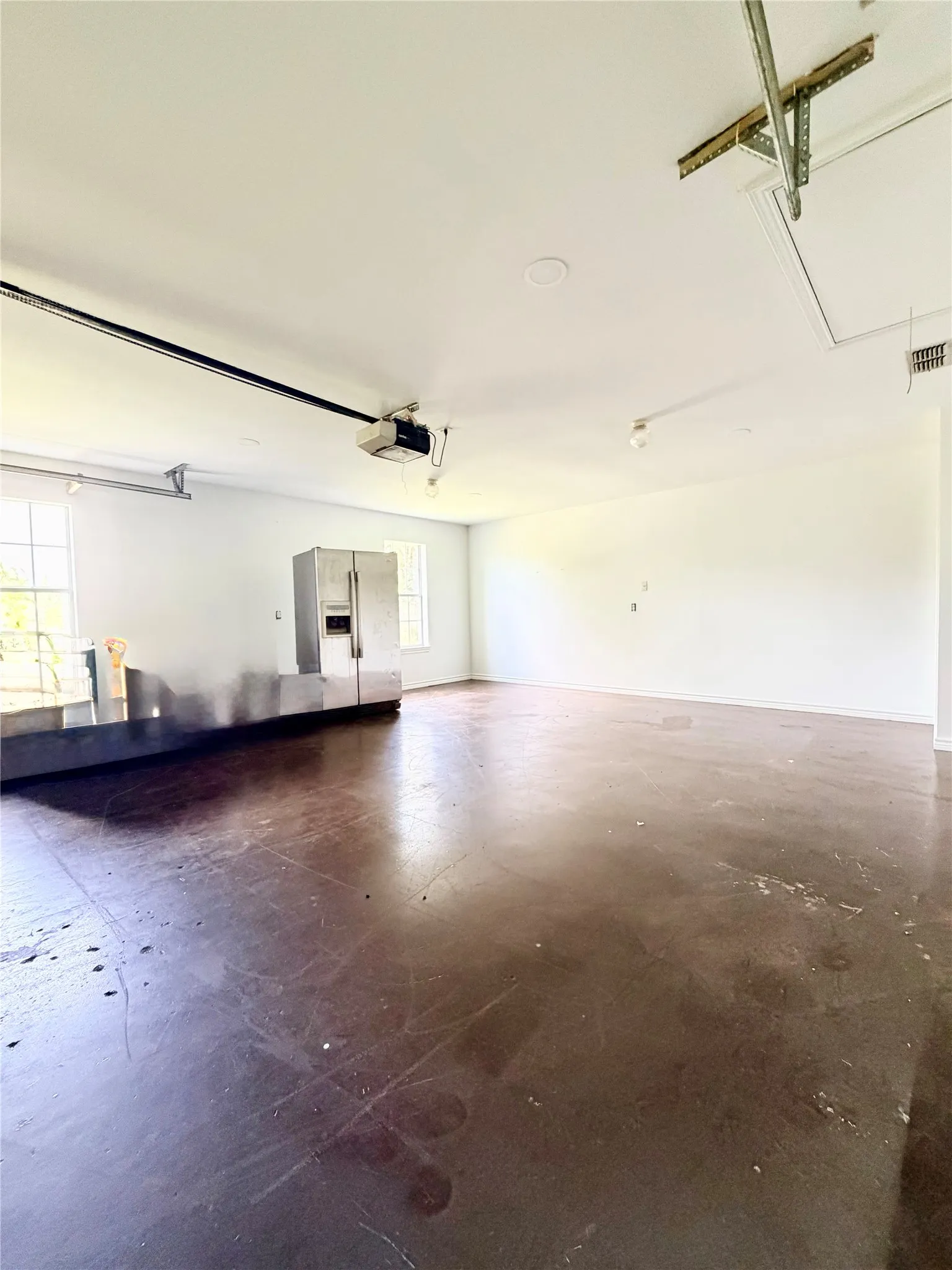 Single Family Residence For Sale in Smith County , 5140 Fm 346 E, Tyler, Texas 75703, 4 Bedroom, 2 Bathroom, 2 Garage spaces, 1,557 Sqft, built in 2008, mls#21352706, Real Estate Agent in Tyler, Homes For Sale in Smith county, Homes For Sale in Tyler, Realtor in Tyler Texas, Real Estate Brokerage Independent Realty Texas, Luminita Cordes Realtor