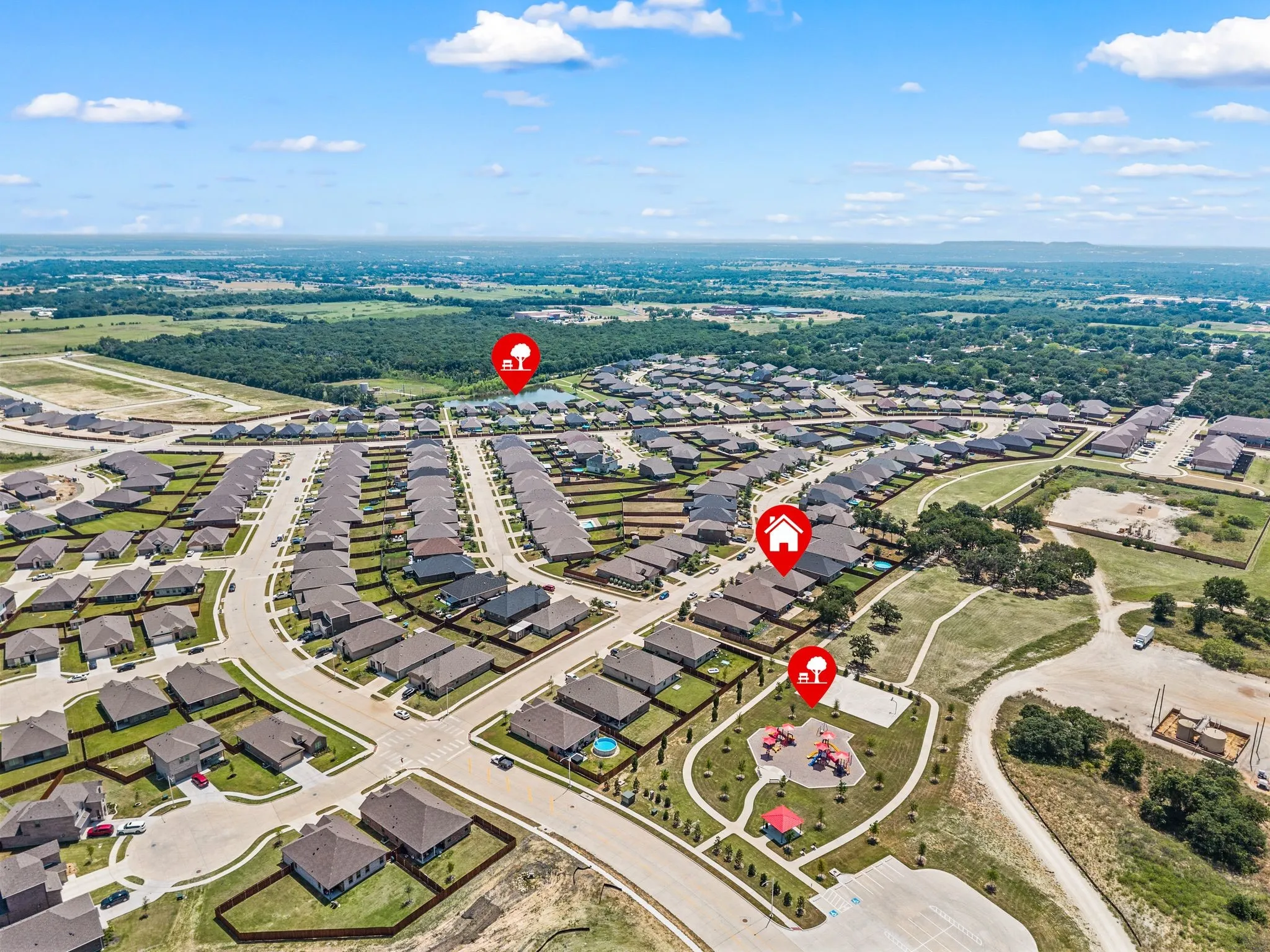 Single Family Residence For Sale in Hood County , 1540 Seabiscuit Drive, Granbury, Texas 76049, 4 Bedroom, 2 Bathroom, 2 Garage spaces, 1,848 Sqft, built in 2020, mls#21350910, Real Estate Agent in Granbury, Homes For Sale in Hood county, Homes For Sale in Granbury, Realtor in Granbury Texas, Real Estate Brokerage Independent Realty Texas, Luminita Cordes Realtor
