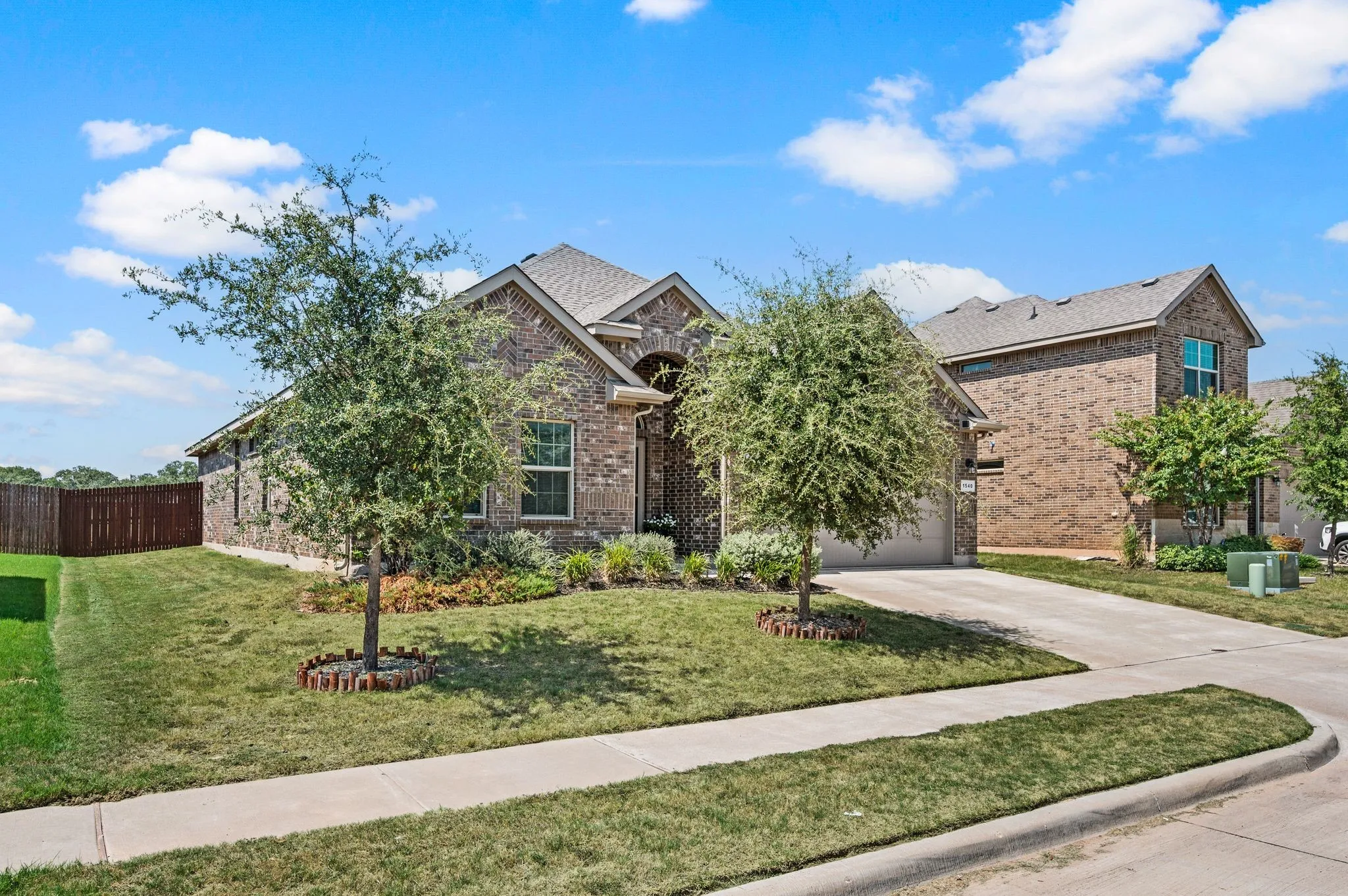 Single Family Residence For Sale in Hood County , 1540 Seabiscuit Drive, Granbury, Texas 76049, 4 Bedroom, 2 Bathroom, 2 Garage spaces, 1,848 Sqft, built in 2020, mls#21350910, Real Estate Agent in Granbury, Homes For Sale in Hood county, Homes For Sale in Granbury, Realtor in Granbury Texas, Real Estate Brokerage Independent Realty Texas, Luminita Cordes Realtor