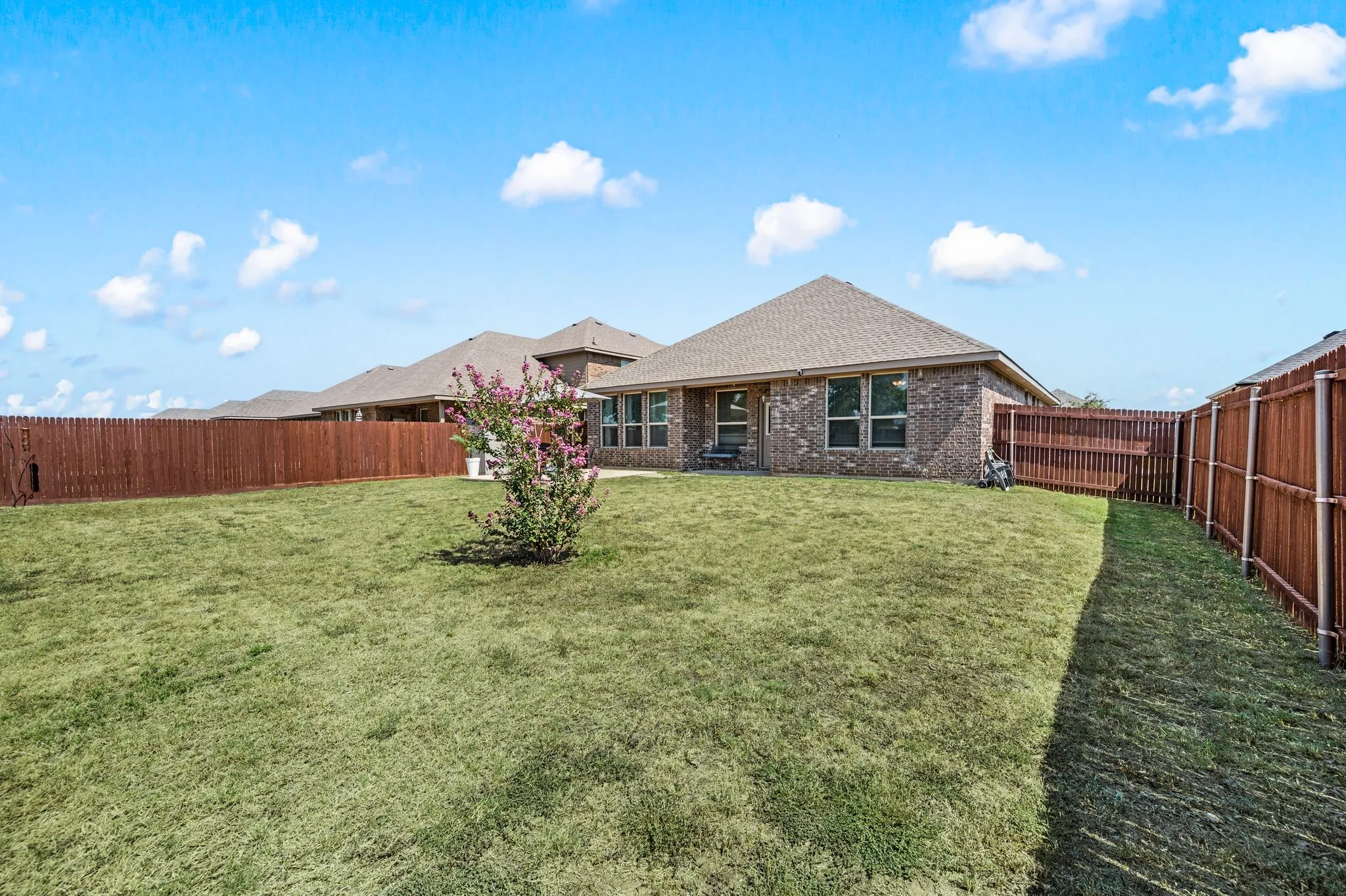 Single Family Residence For Sale in Hood County , 1540 Seabiscuit Drive, Granbury, Texas 76049, 4 Bedroom, 2 Bathroom, 2 Garage spaces, 1,848 Sqft, built in 2020, mls#21350910, Real Estate Agent in Granbury, Homes For Sale in Hood county, Homes For Sale in Granbury, Realtor in Granbury Texas, Real Estate Brokerage Independent Realty Texas, Luminita Cordes Realtor