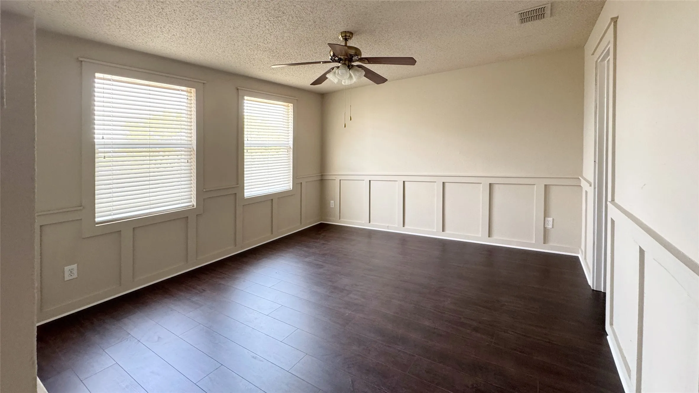 Single Family Residence For Rent in Collin County , 5321 Devils River Drive, Mc Kinney, Texas 75071, 4 Bedroom, 3 Bathroom, 2 Garage spaces, 2,907 Sqft, built in 2003, mls#21352715, Real Estate Agent in Mc Kinney, Homes For Rent in Collin county, Homes For Rent in Mc Kinney, Realtor in Mc Kinney Texas, Real Estate Brokerage Independent Realty Texas, Luminita Cordes Realtor