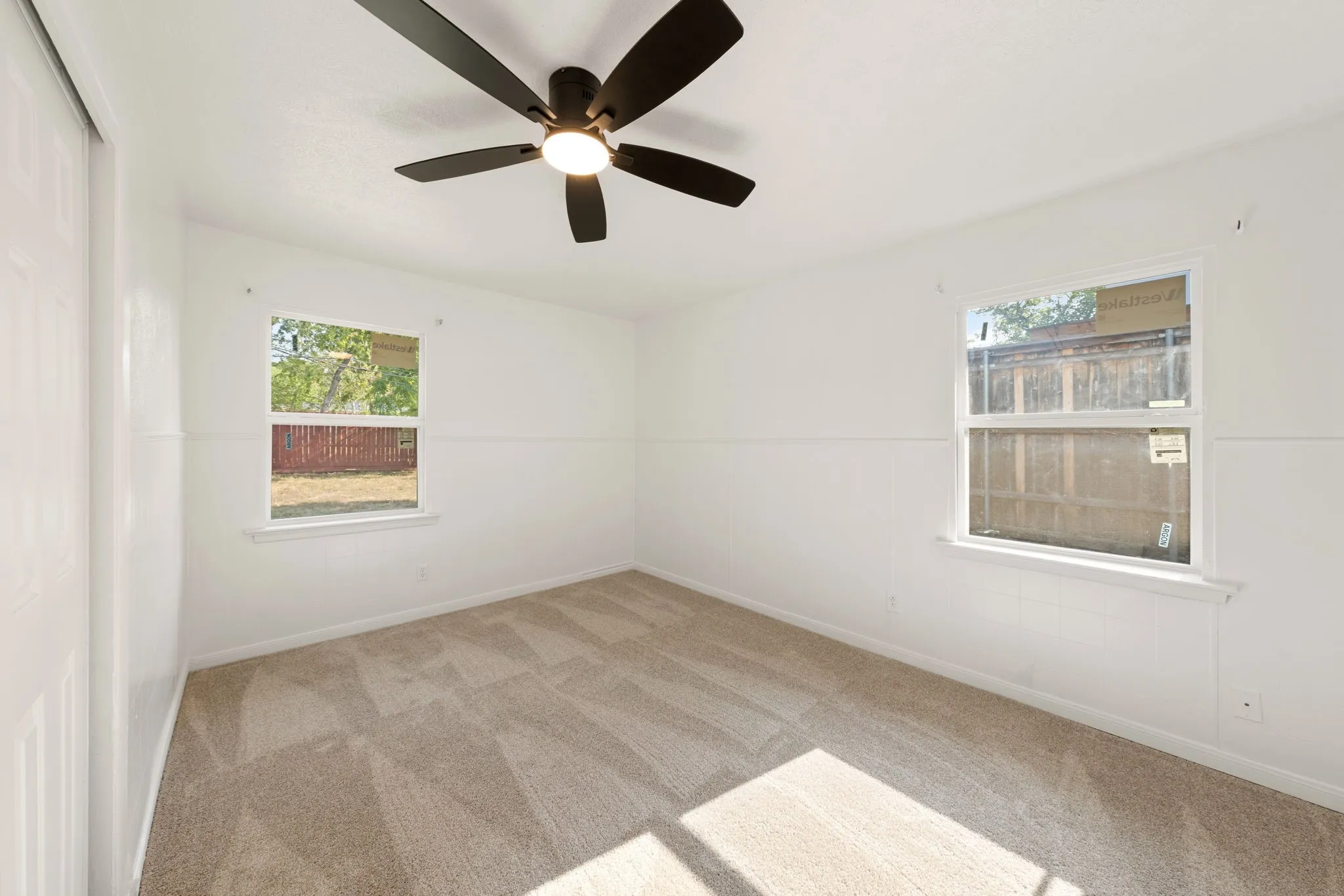 Single Family Residence For Sale in Dallas County , 13545 Flagstone Lane, Dallas, Texas 75240, 4 Bedroom, 2 Bathroom, Garage spaces, 2,100 Sqft, built in 1956, mls#21351806, Real Estate Agent in Dallas, Homes For Sale in Dallas county, Homes For Sale in Dallas, Realtor in Dallas Texas, Real Estate Brokerage Independent Realty Texas, Luminita Cordes Realtor