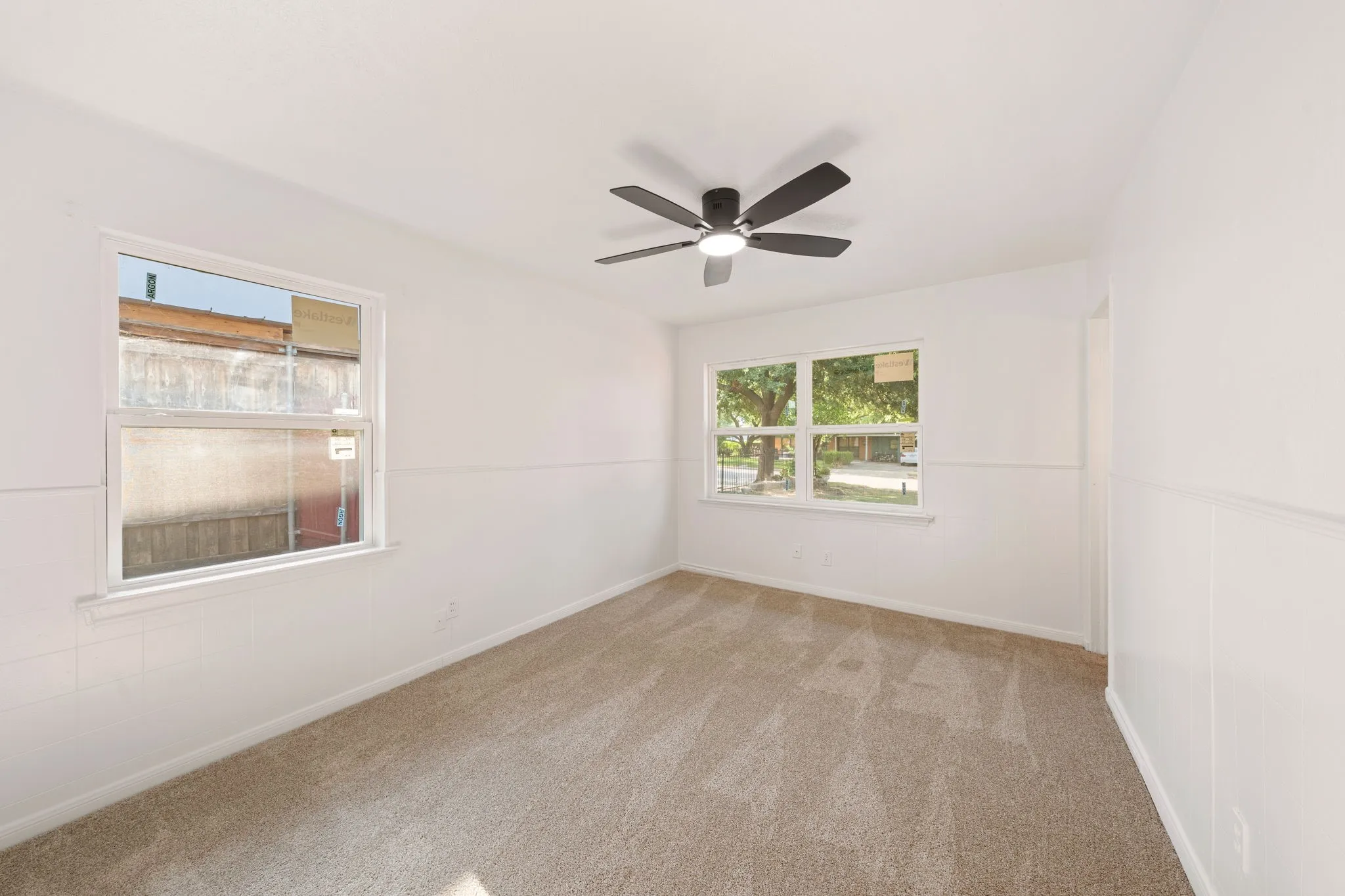 Single Family Residence For Sale in Dallas County , 13545 Flagstone Lane, Dallas, Texas 75240, 4 Bedroom, 2 Bathroom, Garage spaces, 2,100 Sqft, built in 1956, mls#21351806, Real Estate Agent in Dallas, Homes For Sale in Dallas county, Homes For Sale in Dallas, Realtor in Dallas Texas, Real Estate Brokerage Independent Realty Texas, Luminita Cordes Realtor