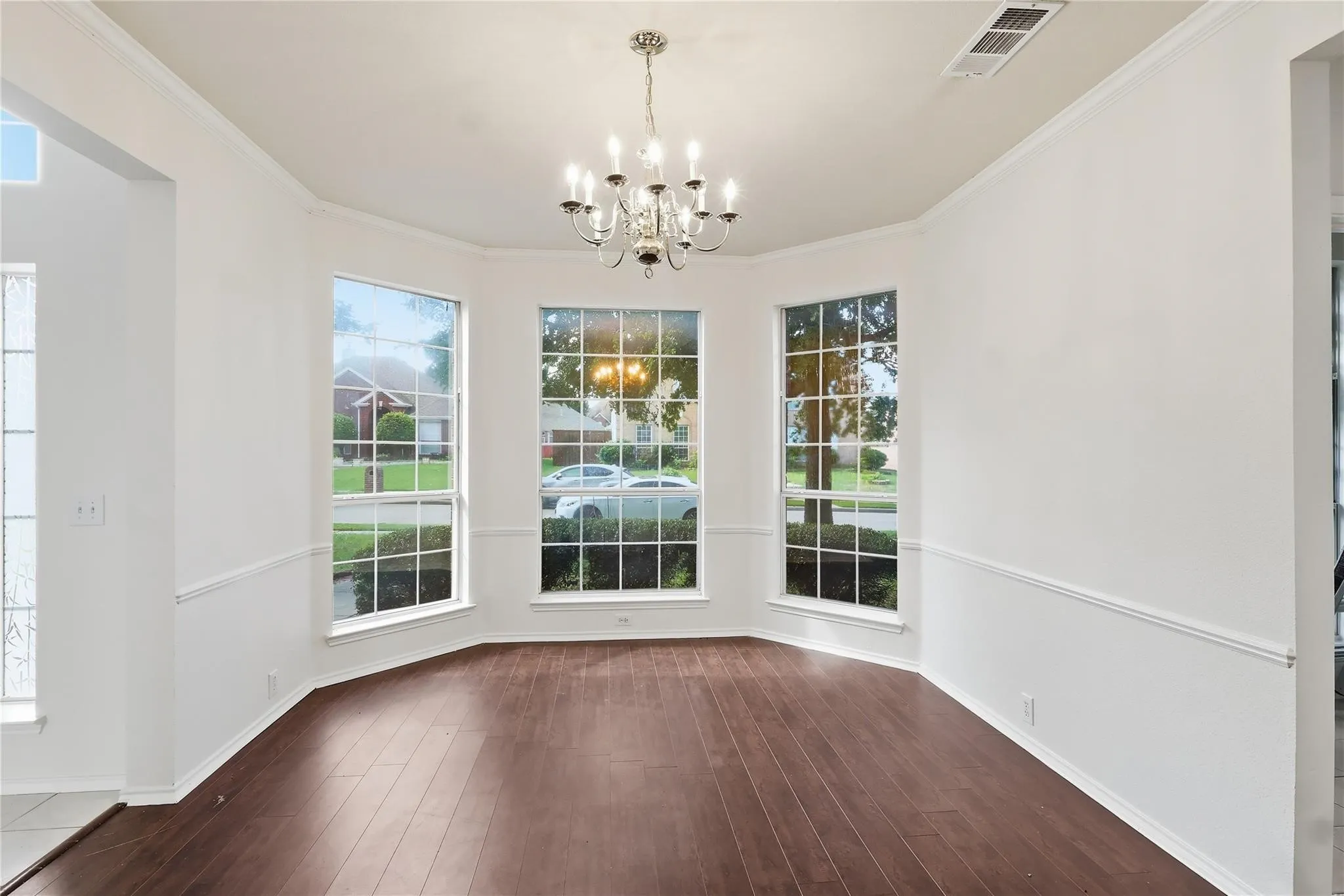 Single Family Residence For Sale in Collin County , 2809 Tallahassee, Plano, Texas 75074, 4 Bedroom, 4 Bathroom, 2 Garage spaces, 3,331 Sqft, built in 2000, mls#21352273, Real Estate Agent in Plano, Homes For Sale in Collin county, Homes For Sale in Plano, Realtor in Plano Texas, Real Estate Brokerage Independent Realty Texas, Luminita Cordes Realtor