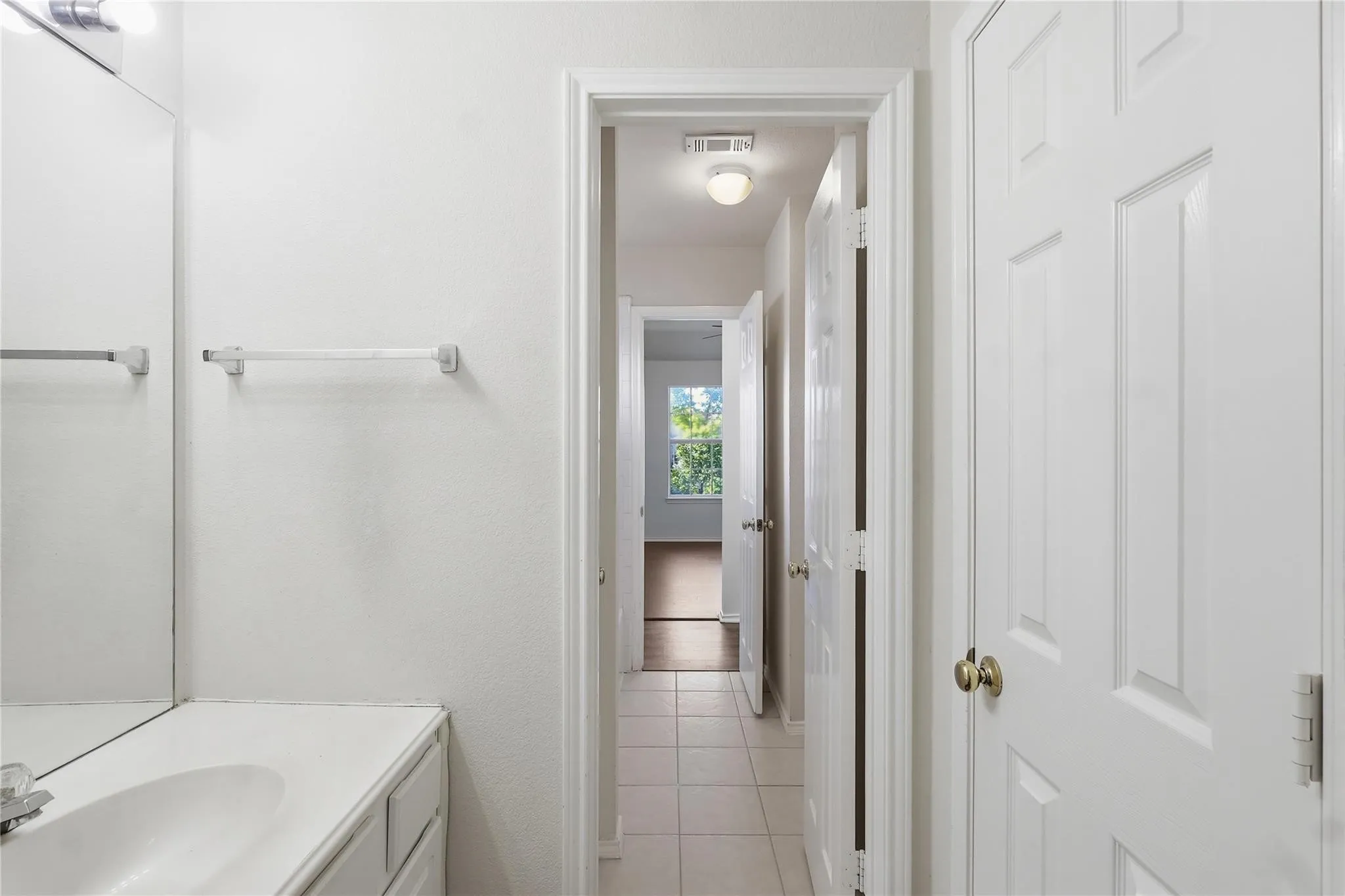 Single Family Residence For Sale in Collin County , 2809 Tallahassee, Plano, Texas 75074, 4 Bedroom, 4 Bathroom, 2 Garage spaces, 3,331 Sqft, built in 2000, mls#21352273, Real Estate Agent in Plano, Homes For Sale in Collin county, Homes For Sale in Plano, Realtor in Plano Texas, Real Estate Brokerage Independent Realty Texas, Luminita Cordes Realtor