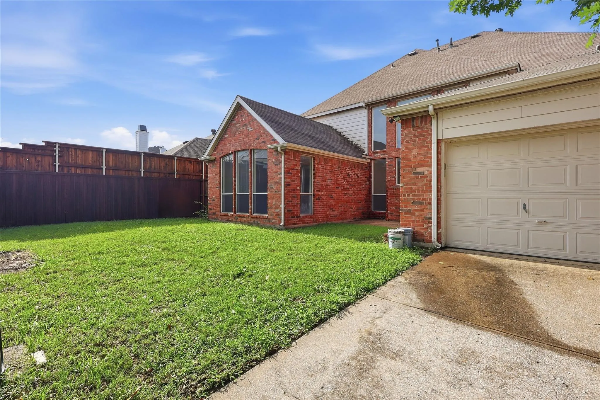 Single Family Residence For Sale in Collin County , 2809 Tallahassee, Plano, Texas 75074, 4 Bedroom, 4 Bathroom, 2 Garage spaces, 3,331 Sqft, built in 2000, mls#21352273, Real Estate Agent in Plano, Homes For Sale in Collin county, Homes For Sale in Plano, Realtor in Plano Texas, Real Estate Brokerage Independent Realty Texas, Luminita Cordes Realtor