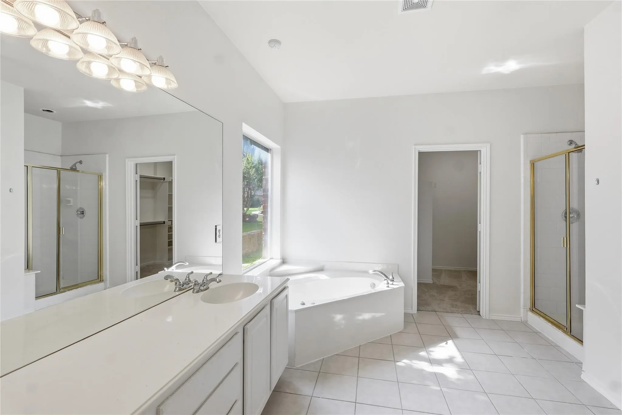 Single Family Residence For Sale in Collin County , 2809 Tallahassee, Plano, Texas 75074, 4 Bedroom, 4 Bathroom, 2 Garage spaces, 3,331 Sqft, built in 2000, mls#21352273, Real Estate Agent in Plano, Homes For Sale in Collin county, Homes For Sale in Plano, Realtor in Plano Texas, Real Estate Brokerage Independent Realty Texas, Luminita Cordes Realtor