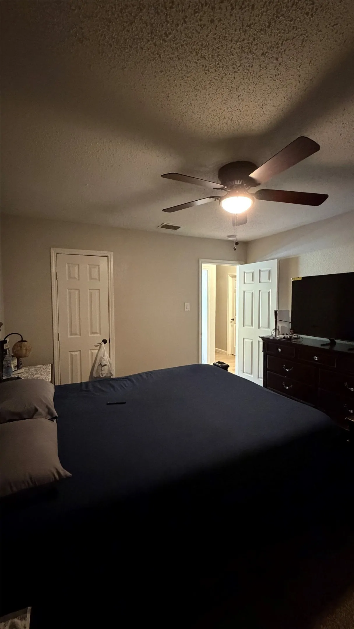 Single Family Residence For Sale in Dallas County , 1001 E Linda Drive, Garland, Texas 75041, 3 Bedroom, 2 Bathroom, Garage spaces, 1,372 Sqft, built in 1964, mls#21351539, Real Estate Agent in Garland, Homes For Sale in Dallas county, Homes For Sale in Garland, Realtor in Garland Texas, Real Estate Brokerage Independent Realty Texas, Luminita Cordes Realtor
