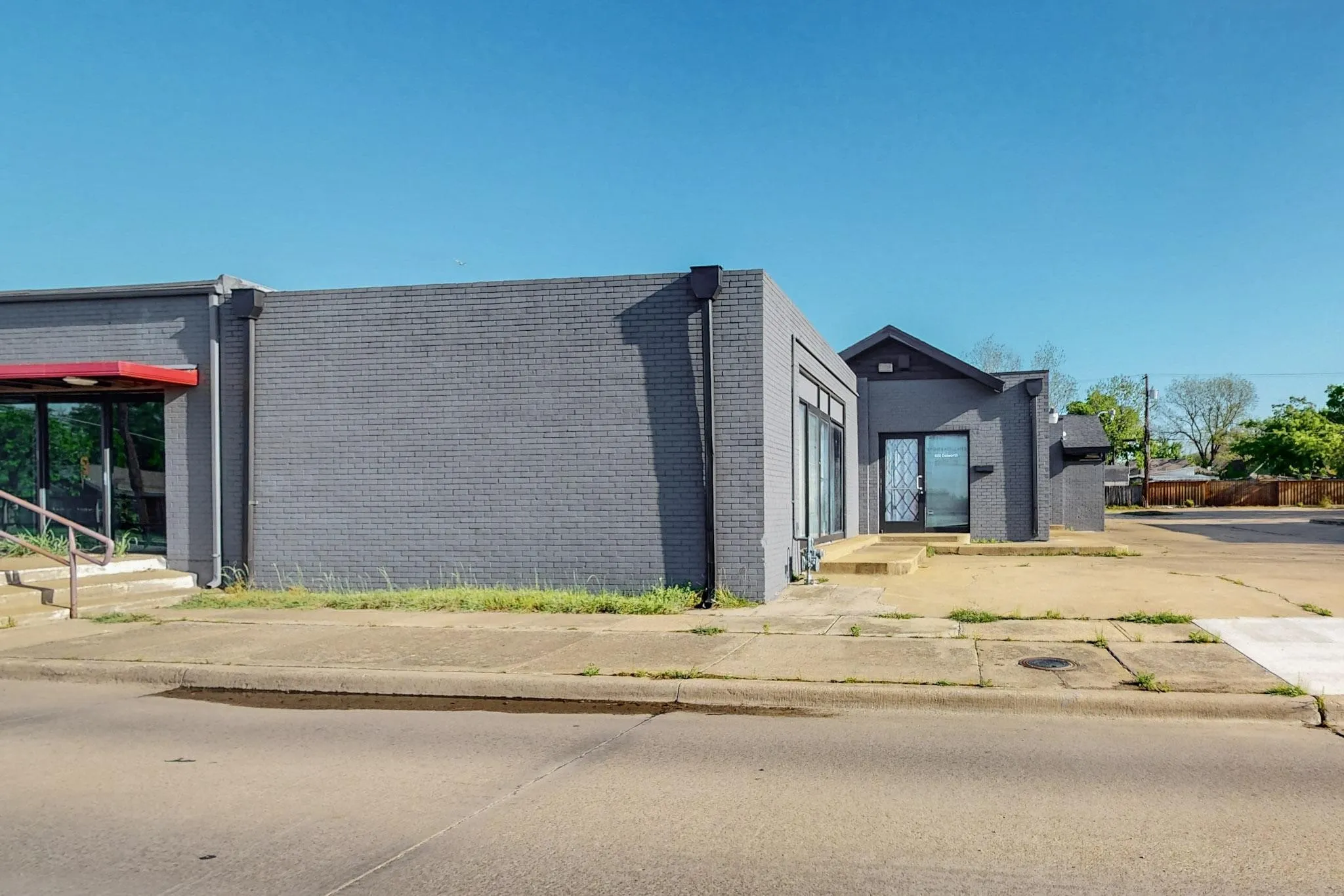 Retail For Sale in Dallas County , 630 Dalworth Street, Grand Prairie, Texas 75050, 0, 0, Garage spaces, 0 Sqft, built in 1952, Price $429,000, mls#21352735, Real Estate Agent in Grand Prairie, Homes For Sale in Dallas county, Homes For Sale in Grand Prairie, Realtor in Grand Prairie Texas, Real Estate Brokerage Independent Realty Texas, Luminita Cordes Realtor