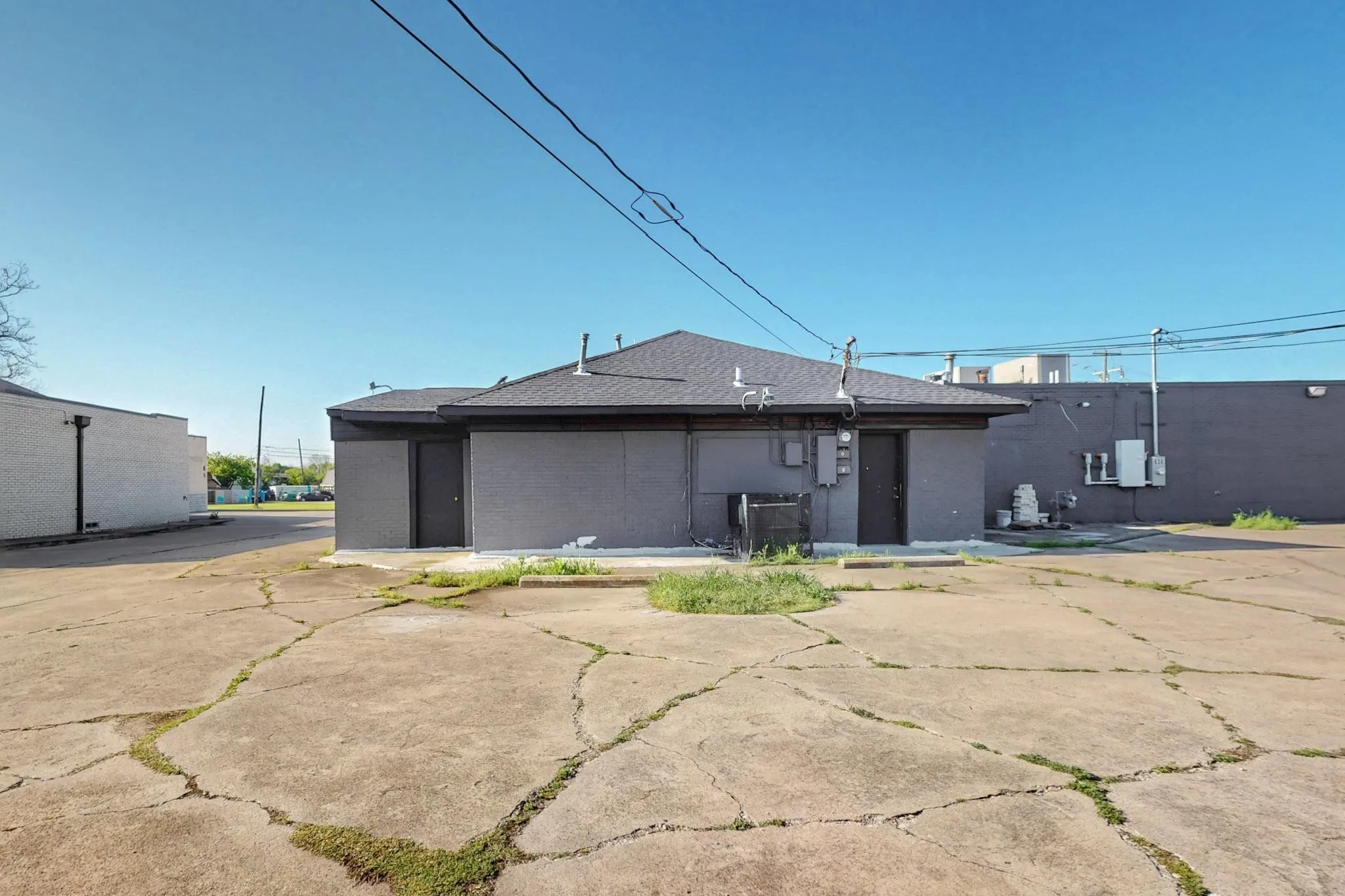 Retail For Sale in Dallas County , 630 Dalworth Street, Grand Prairie, Texas 75050, 0, 0, Garage spaces, 0 Sqft, built in 1952, Price $429,000, mls#21352735, Real Estate Agent in Grand Prairie, Homes For Sale in Dallas county, Homes For Sale in Grand Prairie, Realtor in Grand Prairie Texas, Real Estate Brokerage Independent Realty Texas, Luminita Cordes Realtor