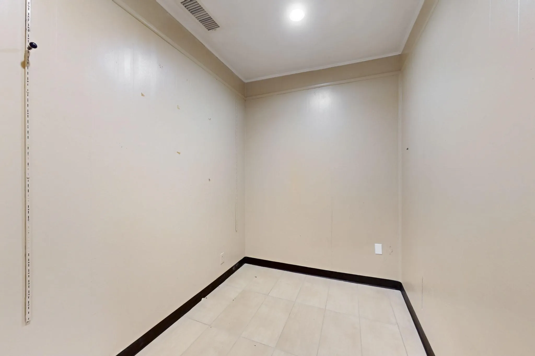 Retail For Sale in Dallas County , 630 Dalworth Street, Grand Prairie, Texas 75050, 0, 0, Garage spaces, 0 Sqft, built in 1952, Price $429,000, mls#21352735, Real Estate Agent in Grand Prairie, Homes For Sale in Dallas county, Homes For Sale in Grand Prairie, Realtor in Grand Prairie Texas, Real Estate Brokerage Independent Realty Texas, Luminita Cordes Realtor