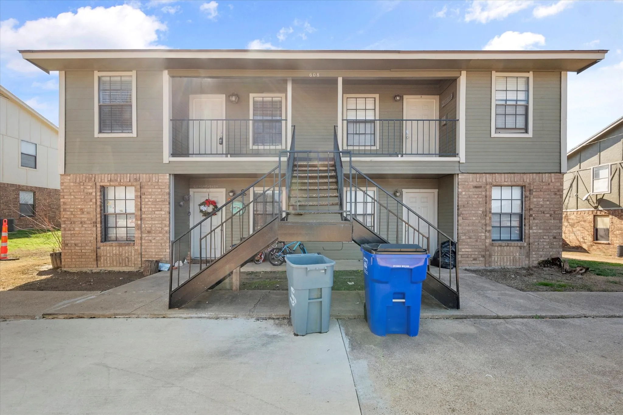 Quadruplex For Rent in Tarrant County , 606 Kings Way Drive C, Mansfield, Texas 76063, 2 Bedroom, 1 Bathroom, Garage spaces, 813 Sqft, built in 1985, mls#21352736, Real Estate Agent in Mansfield, Homes For Rent in Tarrant county, Homes For Rent in Mansfield, Realtor in Mansfield Texas, Real Estate Brokerage Independent Realty Texas, Luminita Cordes Realtor