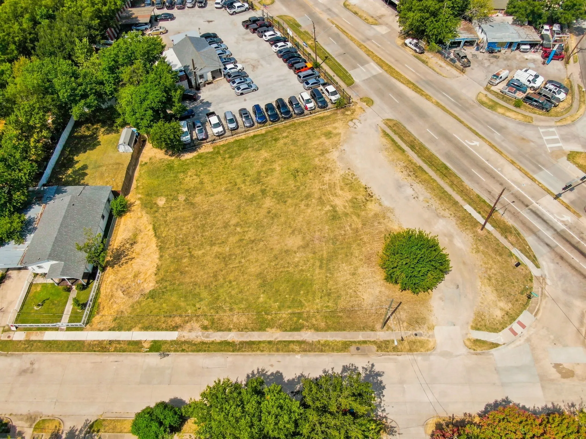 Unimproved Land For Sale in Dallas County , 5208 Bernal Drive, Dallas, Texas 75212, 0, 0, Garage spaces, 0 Sqft, built in 0, mls#21352641, Real Estate Agent in Dallas, Homes For Sale in Dallas county, Homes For Sale in Dallas, Realtor in Dallas Texas, Real Estate Brokerage Independent Realty Texas, Luminita Cordes Realtor