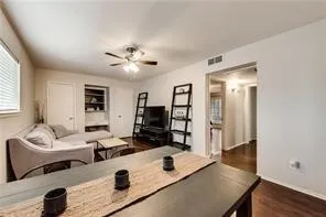 Condominium For Rent in Dallas County , 6015 E University Boulevard 227, Dallas, Texas 75206, 2 Bedroom, 1 Bathroom, Garage spaces, 924 Sqft, built in 1964, mls#21352733, Real Estate Agent in Dallas, Homes For Rent in Dallas county, Homes For Rent in Dallas, Realtor in Dallas Texas, Real Estate Brokerage Independent Realty Texas, Luminita Cordes Realtor
