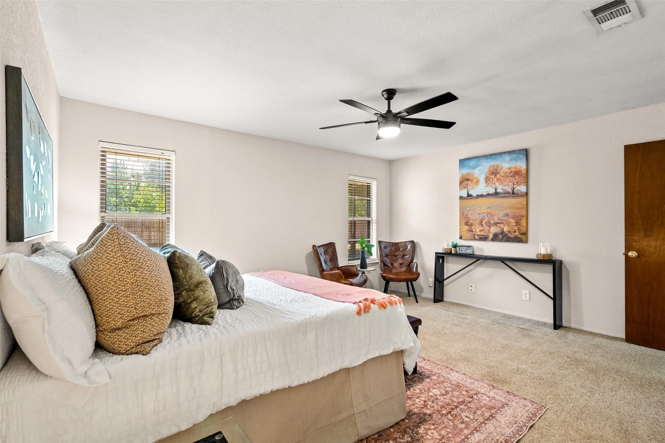 Single Family Residence For Sale in Tarrant County , 1032 Kane Street, Benbrook, Texas 76126, 3 Bedroom, 2 Bathroom, 2 Garage spaces, 1,558 Sqft, built in 1978, mls#21348616, Real Estate Agent in Benbrook, Homes For Sale in Tarrant county, Homes For Sale in Benbrook, Realtor in Benbrook Texas, Real Estate Brokerage Independent Realty Texas, Luminita Cordes Realtor