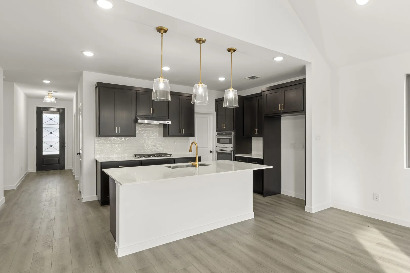 Single Family Residence For Sale in Collin County , 4311 Bellflower Lane, Melissa, Texas 75454, 4 Bedroom, 3 Bathroom, 2 Garage spaces, 2,444 Sqft, built in 2025, mls#21352731, Real Estate Agent in Melissa, Homes For Sale in Collin county, Homes For Sale in Melissa, Realtor in Melissa Texas, Real Estate Brokerage Independent Realty Texas, Luminita Cordes Realtor