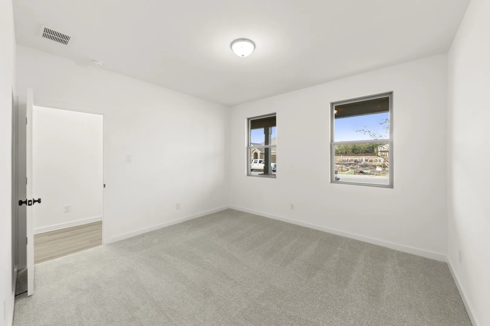 18. 4311 Bellflower - Bed 2