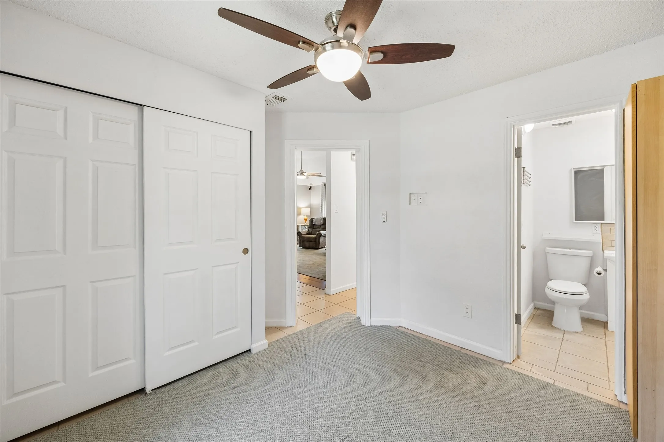 Single Family Residence For Sale in Dallas County , 563 Lee Drive, Coppell, Texas 75019, 2 Bedroom, 2 Bathroom, 1 Garage spaces, 1,045 Sqft, built in 1985, mls#21348311, Real Estate Agent in Coppell, Homes For Sale in Dallas county, Homes For Sale in Coppell, Realtor in Coppell Texas, Real Estate Brokerage Independent Realty Texas, Luminita Cordes Realtor