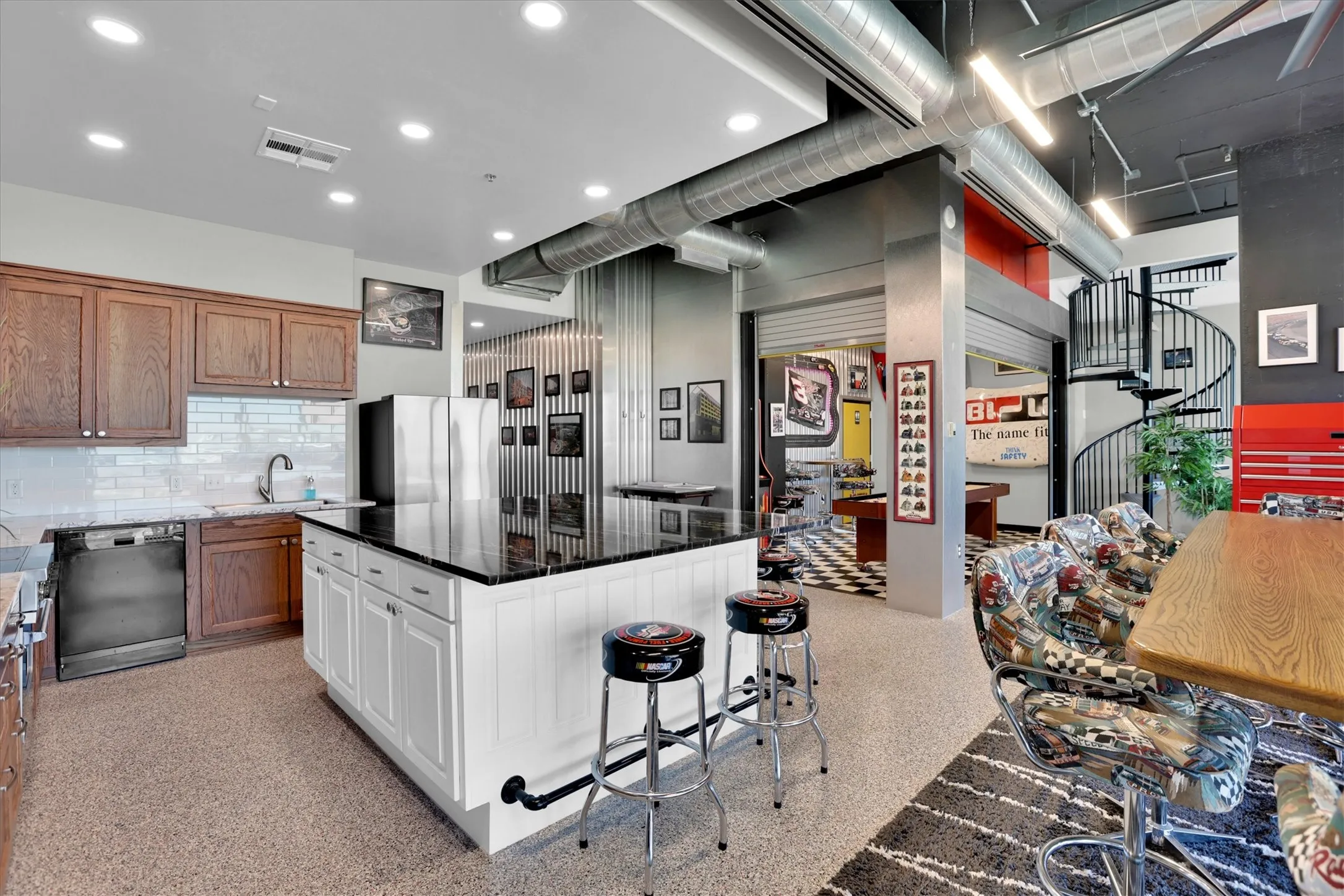 Office For Sale in Denton County , 3575 Lone Star Circle 1004, Fort Worth, Texas 76177, 0, 0, Garage spaces, 2,250 Sqft, built in 1997, mls#21350913, Real Estate Agent in Fort Worth, Homes For Sale in Denton county, Homes For Sale in Fort Worth, Realtor in Fort Worth Texas, Real Estate Brokerage Independent Realty Texas, Luminita Cordes Realtor
