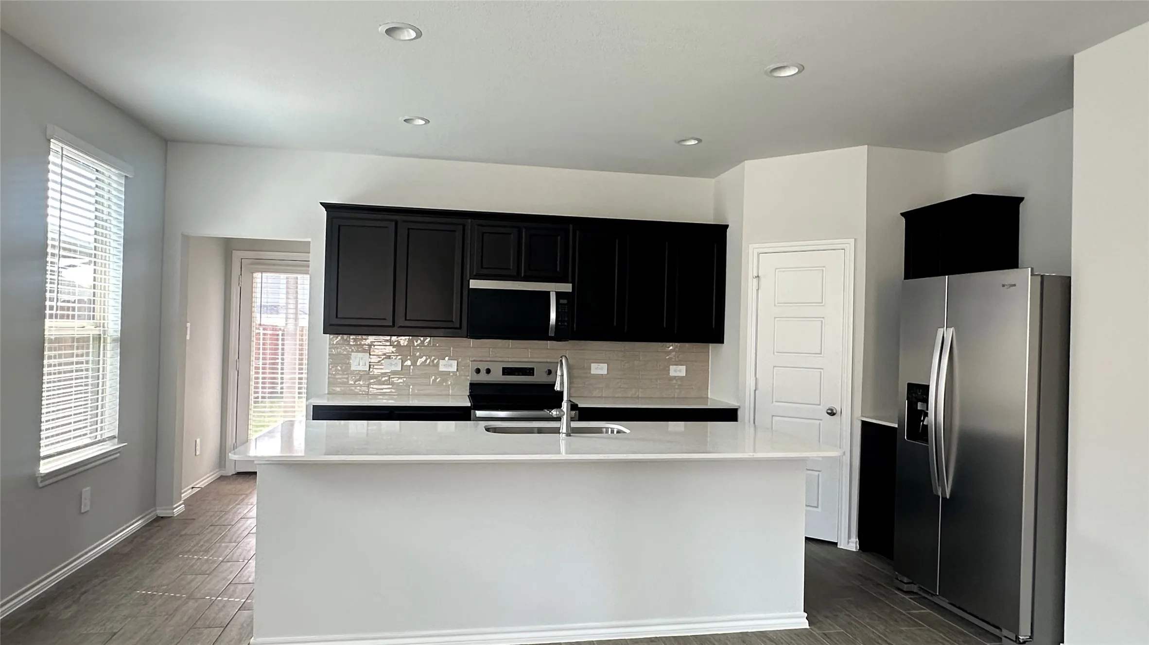 Single Family Residence For Rent in Denton County , 1713 Meadow Crest Drive, Aubrey, Texas 76227, 2 Bedroom, 2 Bathroom, 2 Garage spaces, 1,498 Sqft, built in 2025, mls#21352747, Real Estate Agent in Aubrey, Homes For Rent in Denton county, Homes For Rent in Aubrey, Realtor in Aubrey Texas, Real Estate Brokerage Independent Realty Texas, Luminita Cordes Realtor