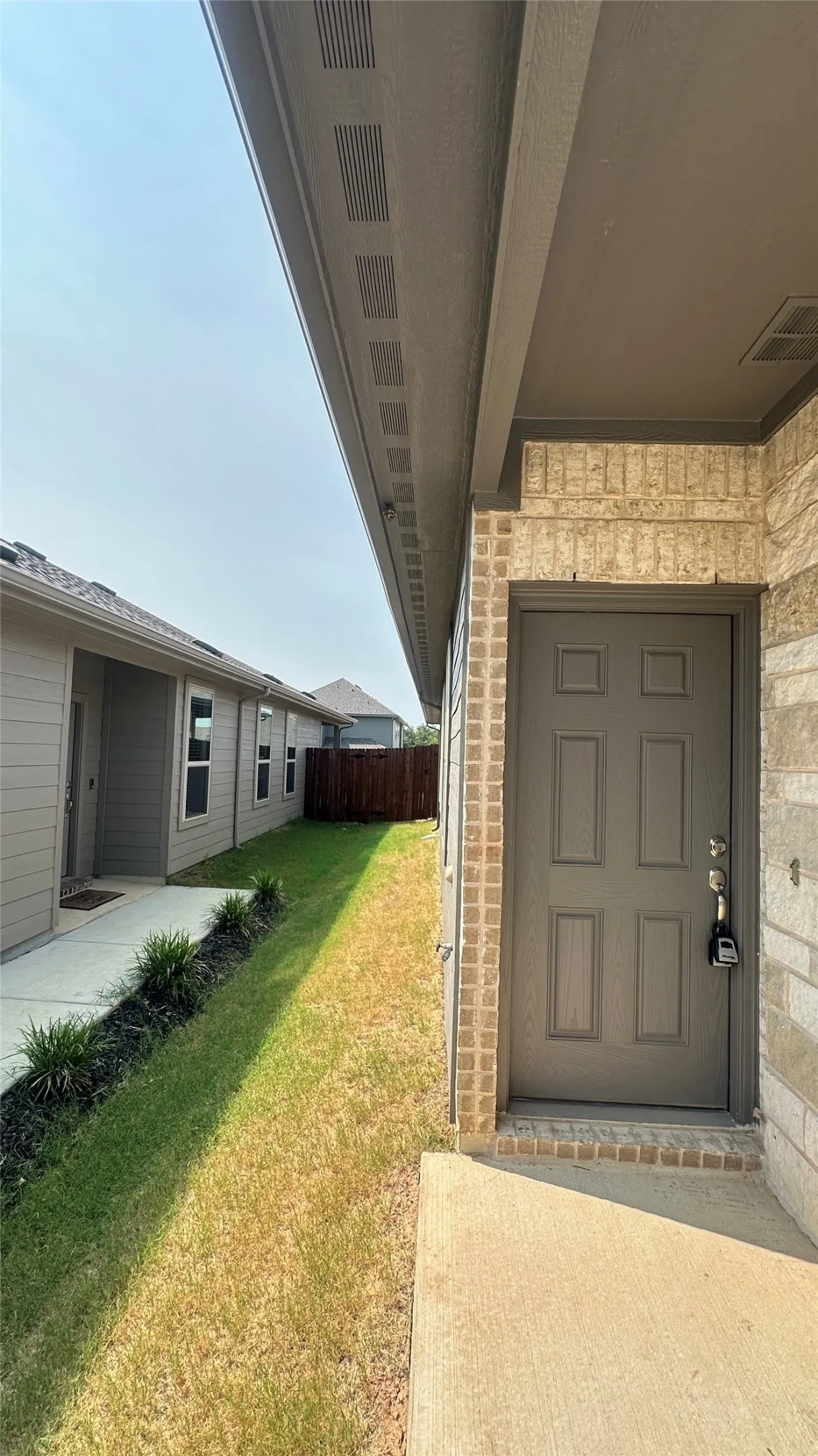 Single Family Residence For Rent in Denton County , 1713 Meadow Crest Drive, Aubrey, Texas 76227, 2 Bedroom, 2 Bathroom, 2 Garage spaces, 1,498 Sqft, built in 2025, mls#21352747, Real Estate Agent in Aubrey, Homes For Rent in Denton county, Homes For Rent in Aubrey, Realtor in Aubrey Texas, Real Estate Brokerage Independent Realty Texas, Luminita Cordes Realtor