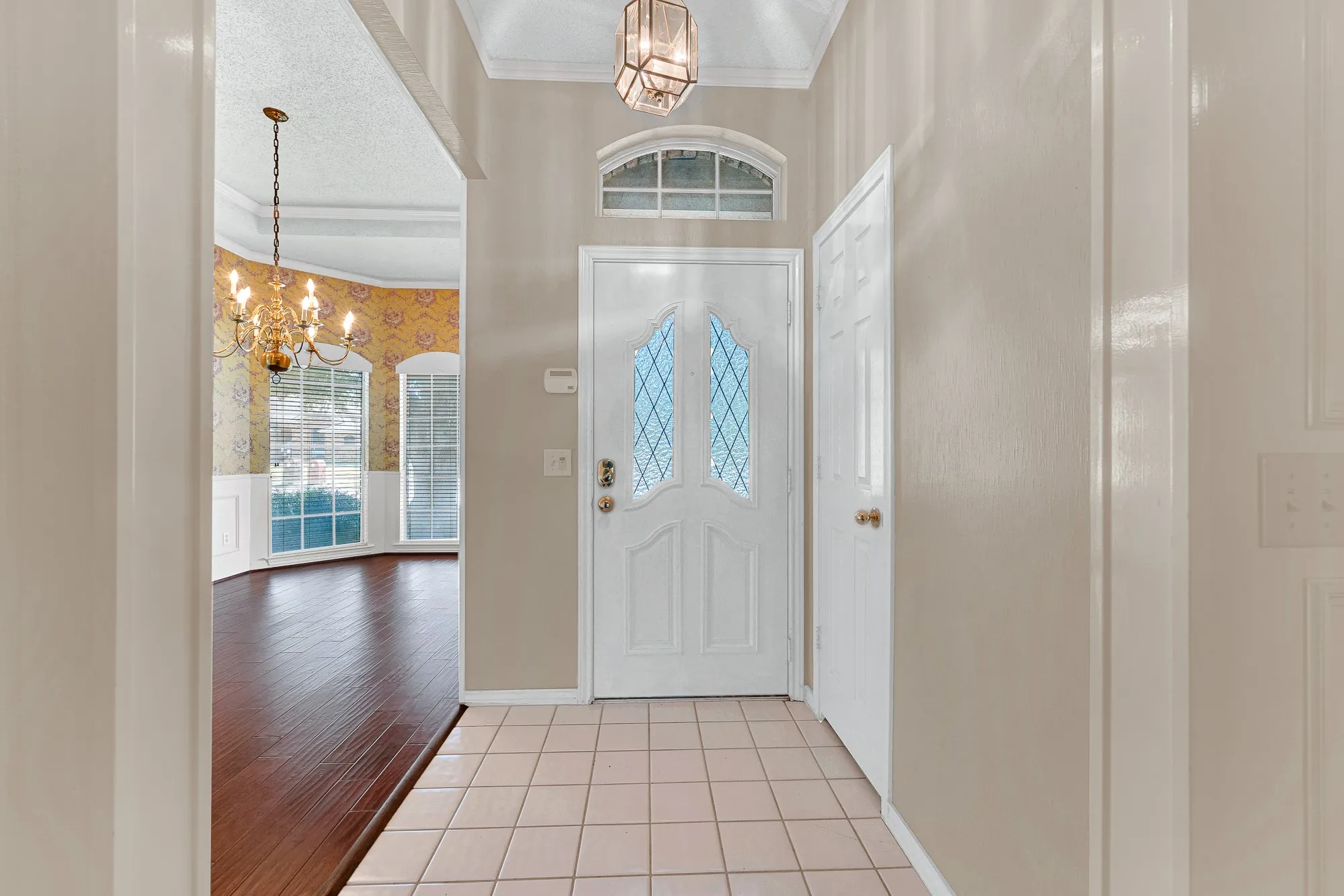 Single Family Residence For Sale in Collin County , 4445 Jenning Drive, Plano, Texas 75093, 3 Bedroom, 2 Bathroom, 2 Garage spaces, 1,966 Sqft, built in 1987, mls#21304203, Real Estate Agent in Plano, Homes For Sale in Collin county, Homes For Sale in Plano, Realtor in Plano Texas, Real Estate Brokerage Independent Realty Texas, Luminita Cordes Realtor