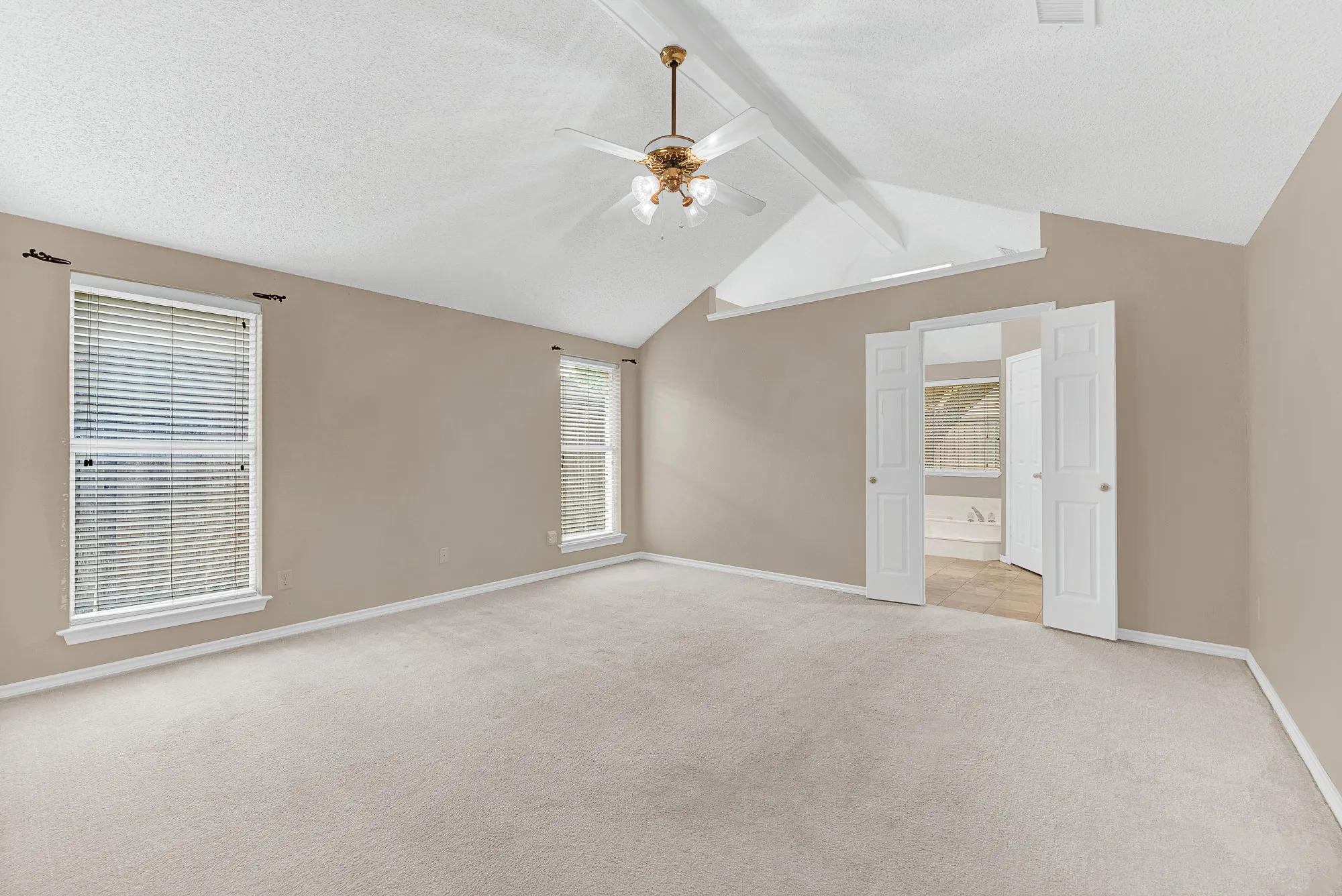 Single Family Residence For Sale in Collin County , 4445 Jenning Drive, Plano, Texas 75093, 3 Bedroom, 2 Bathroom, 2 Garage spaces, 1,966 Sqft, built in 1987, mls#21304203, Real Estate Agent in Plano, Homes For Sale in Collin county, Homes For Sale in Plano, Realtor in Plano Texas, Real Estate Brokerage Independent Realty Texas, Luminita Cordes Realtor