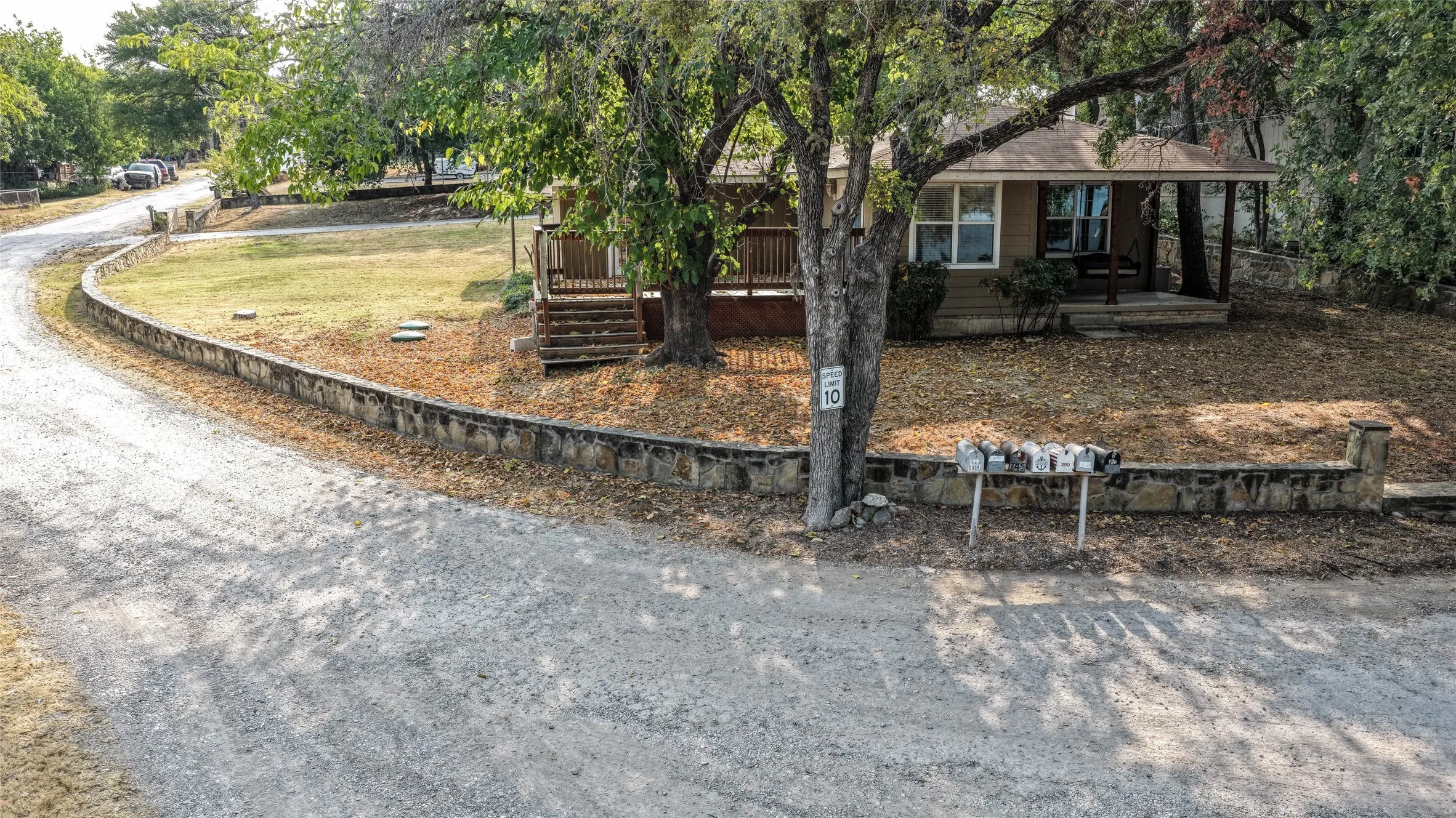 Single Family Residence For Sale in Wise County , 259 Dock Street, Bridgeport, Texas 76426, 2 Bedroom, 1 Bathroom, 2 Garage spaces, 1,125 Sqft, built in 1997, mls#21352511, Real Estate Agent in Bridgeport, Homes For Sale in Wise county, Homes For Sale in Bridgeport, Realtor in Bridgeport Texas, Real Estate Brokerage Independent Realty Texas, Luminita Cordes Realtor