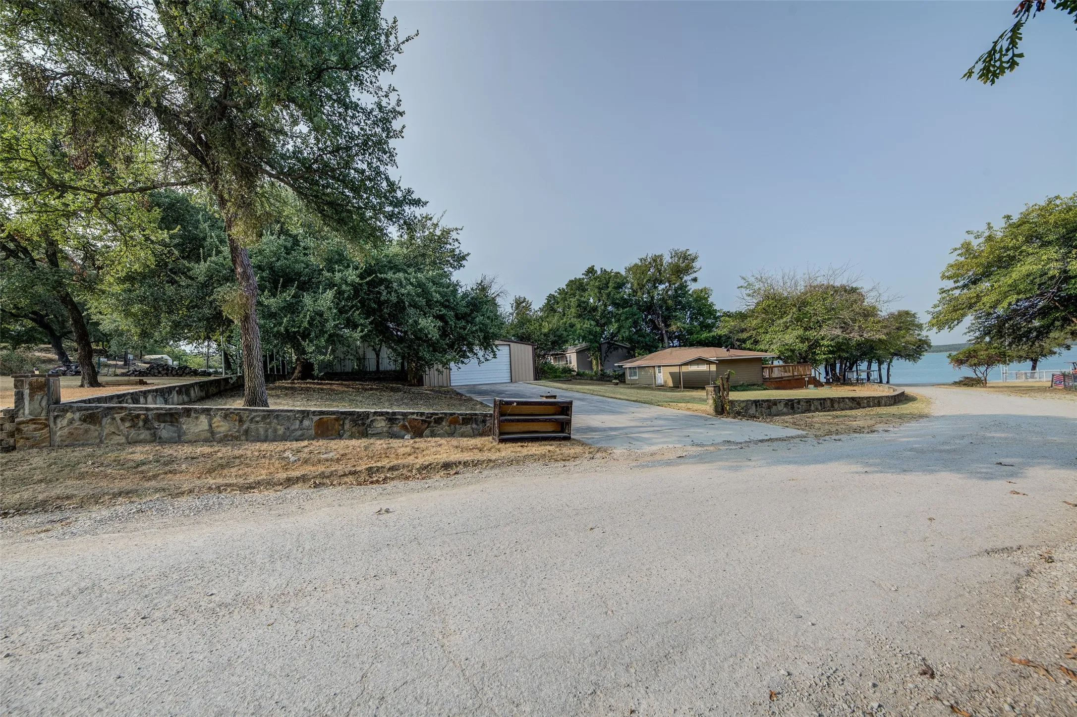 Single Family Residence For Sale in Wise County , 259 Dock Street, Bridgeport, Texas 76426, 2 Bedroom, 1 Bathroom, 2 Garage spaces, 1,125 Sqft, built in 1997, mls#21352511, Real Estate Agent in Bridgeport, Homes For Sale in Wise county, Homes For Sale in Bridgeport, Realtor in Bridgeport Texas, Real Estate Brokerage Independent Realty Texas, Luminita Cordes Realtor
